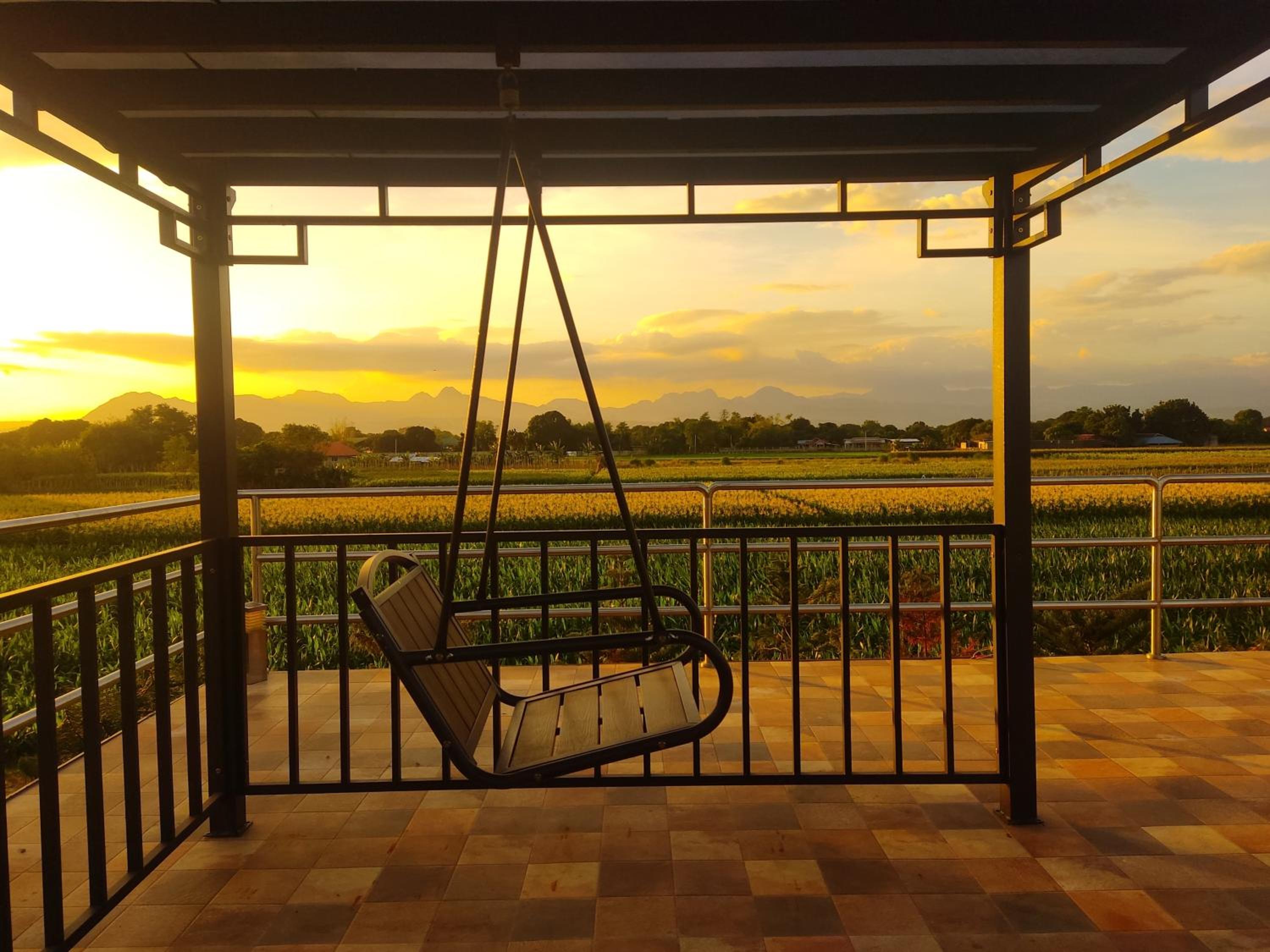 Villa Sa Bukid view 4