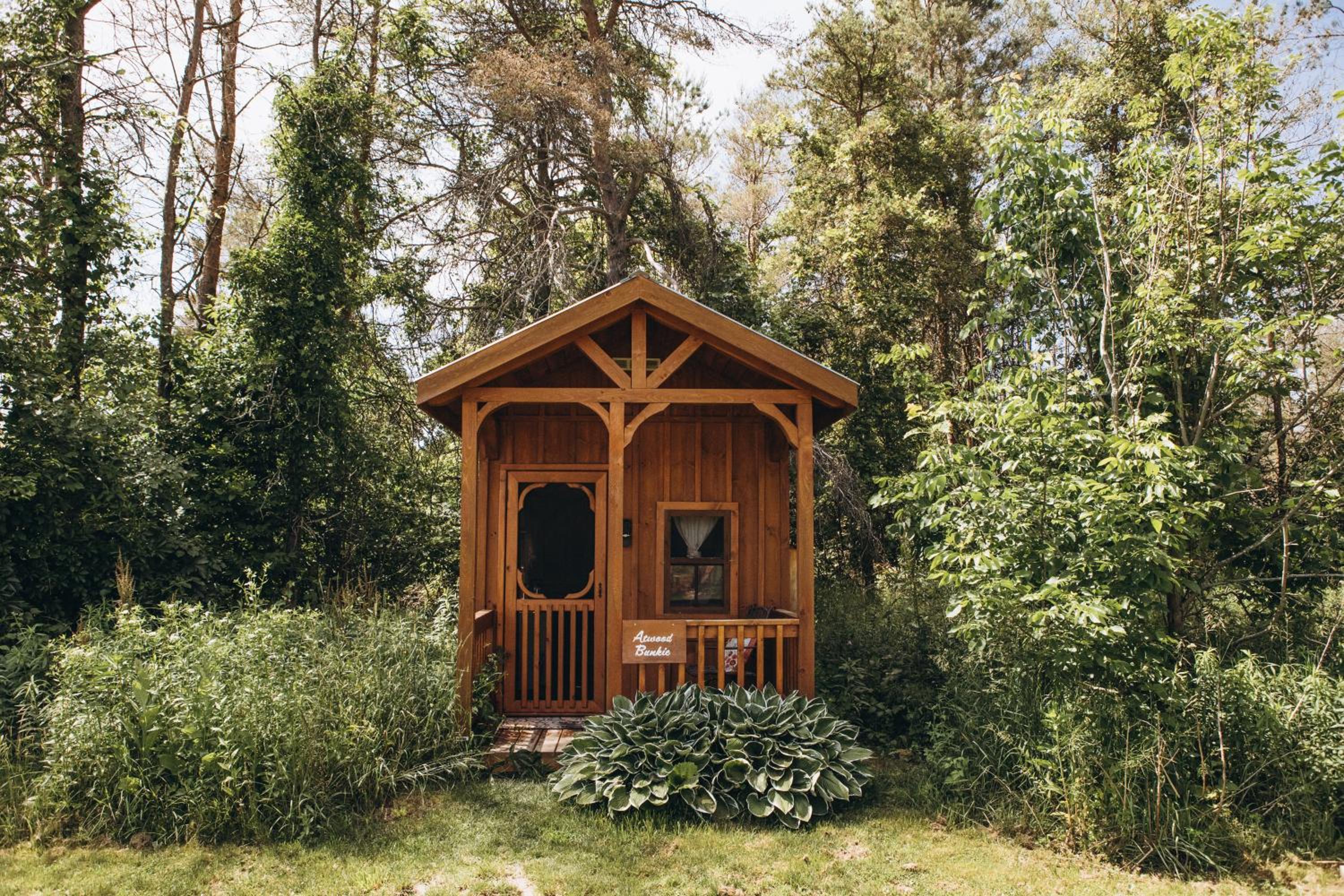 Dreamers Writing Farm, 3 Wooded Acres, Hepworth