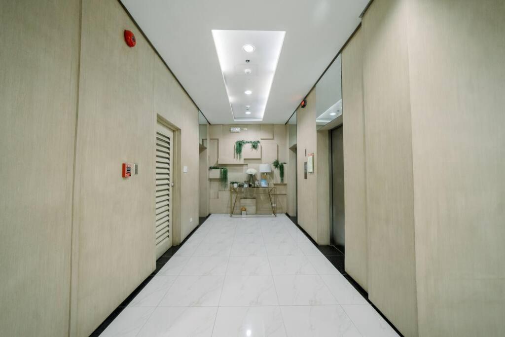 New York Suite at The Loop at Limketkai view 3