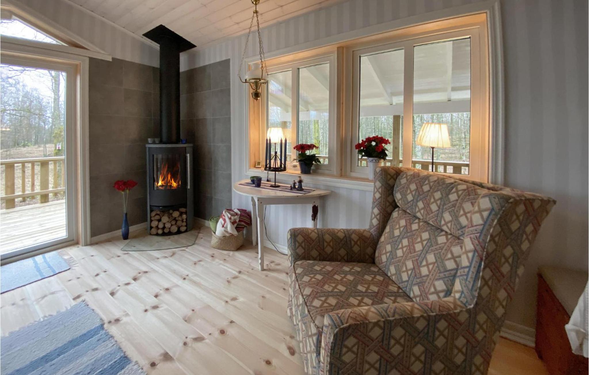 2 Bedroom Awesome Home In Torestorp view 2