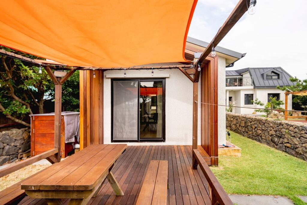 Miru House