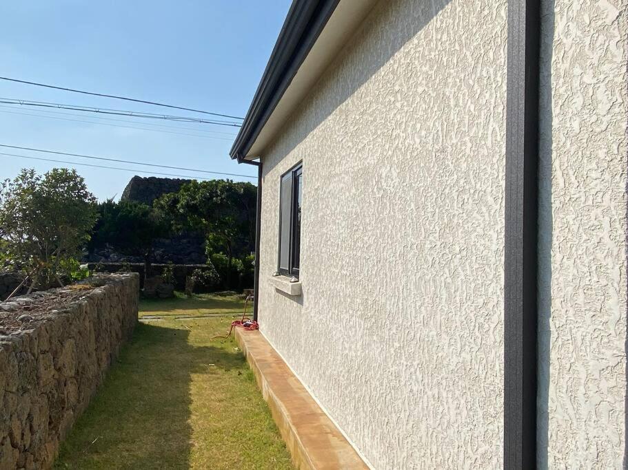 Miru House