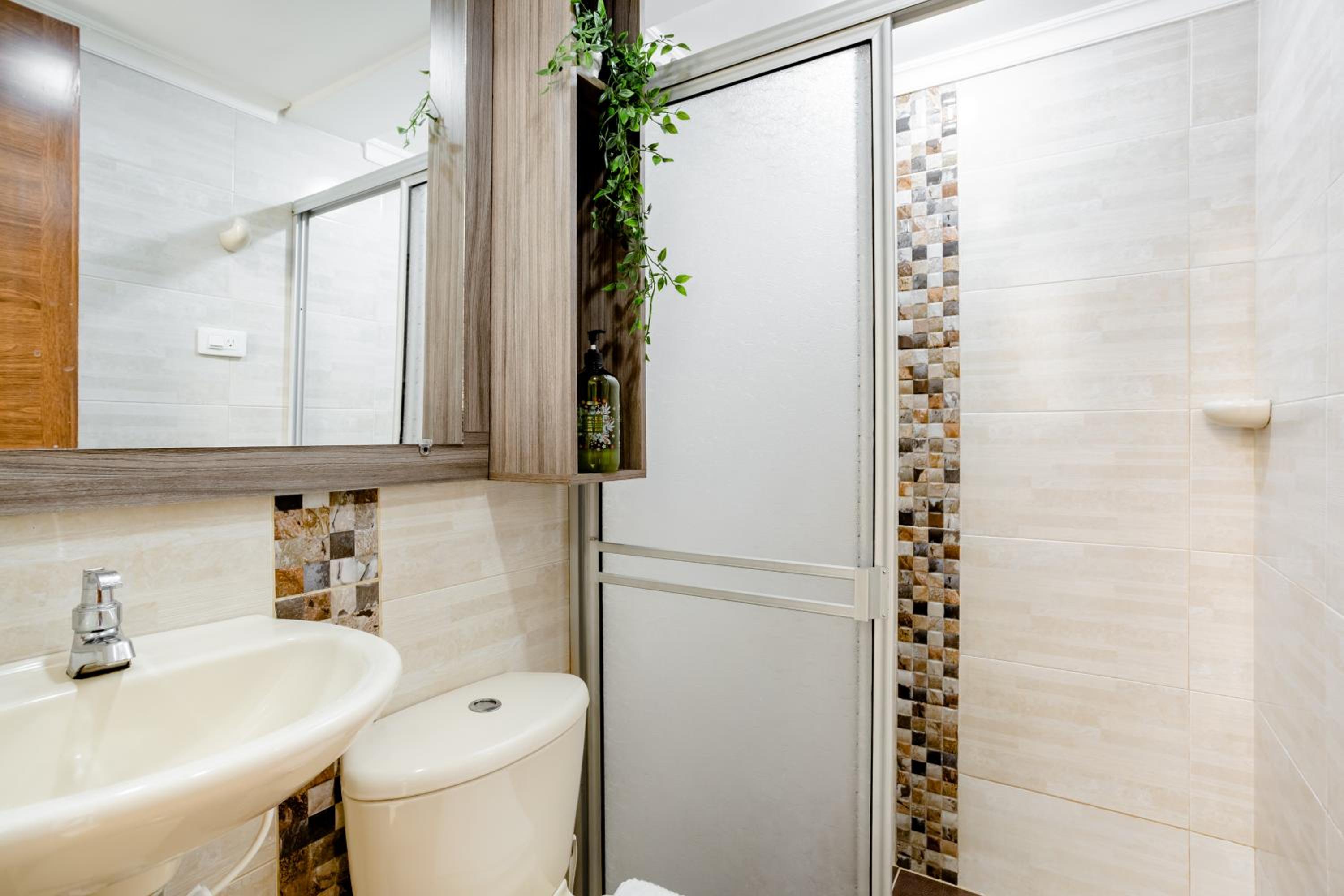 Apartamento turístico Medellín Laureles, By Family Rooms