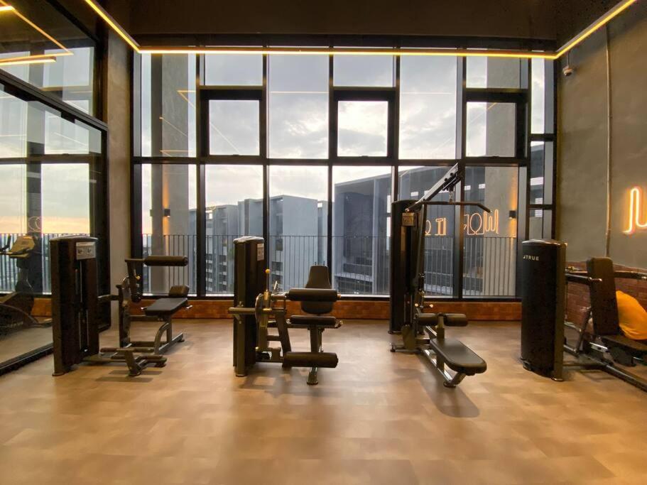 Millerz Studio 3km to Mid Valley