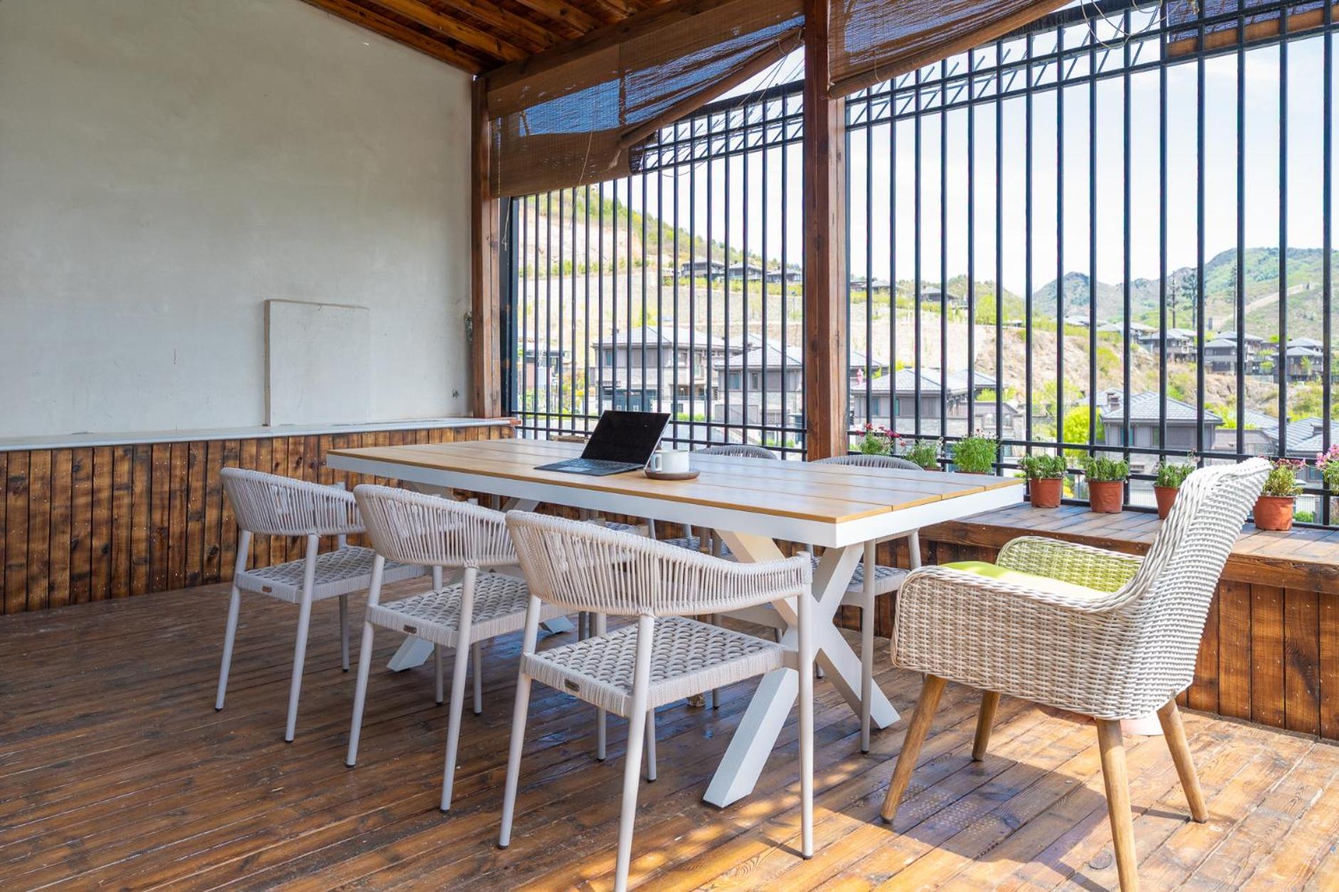 Gubei Water Town Landscape Villa