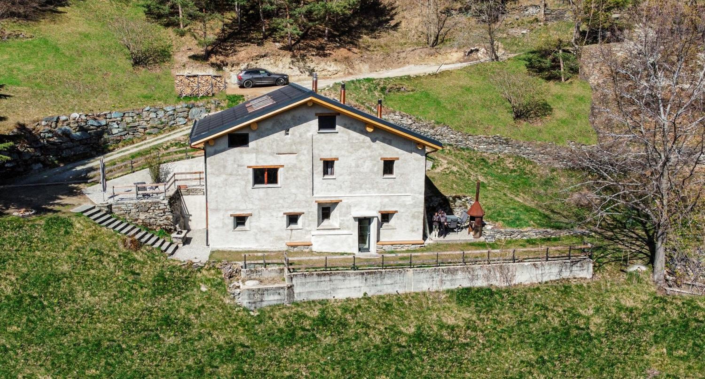 The View, alleinstehendes 4½ Zi Berghaus oberhalb Poschiavo