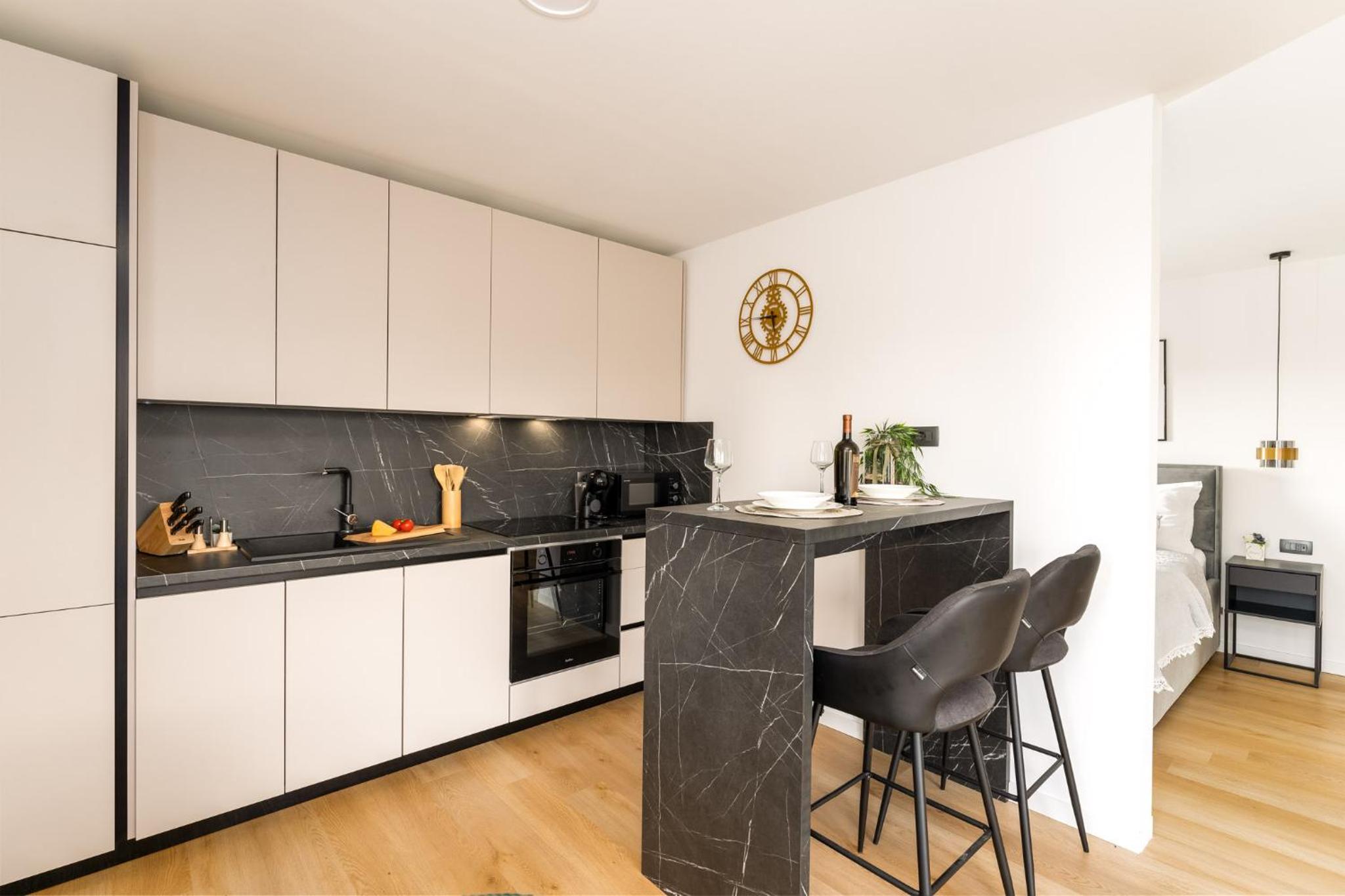 Cosmopolitan Apartments