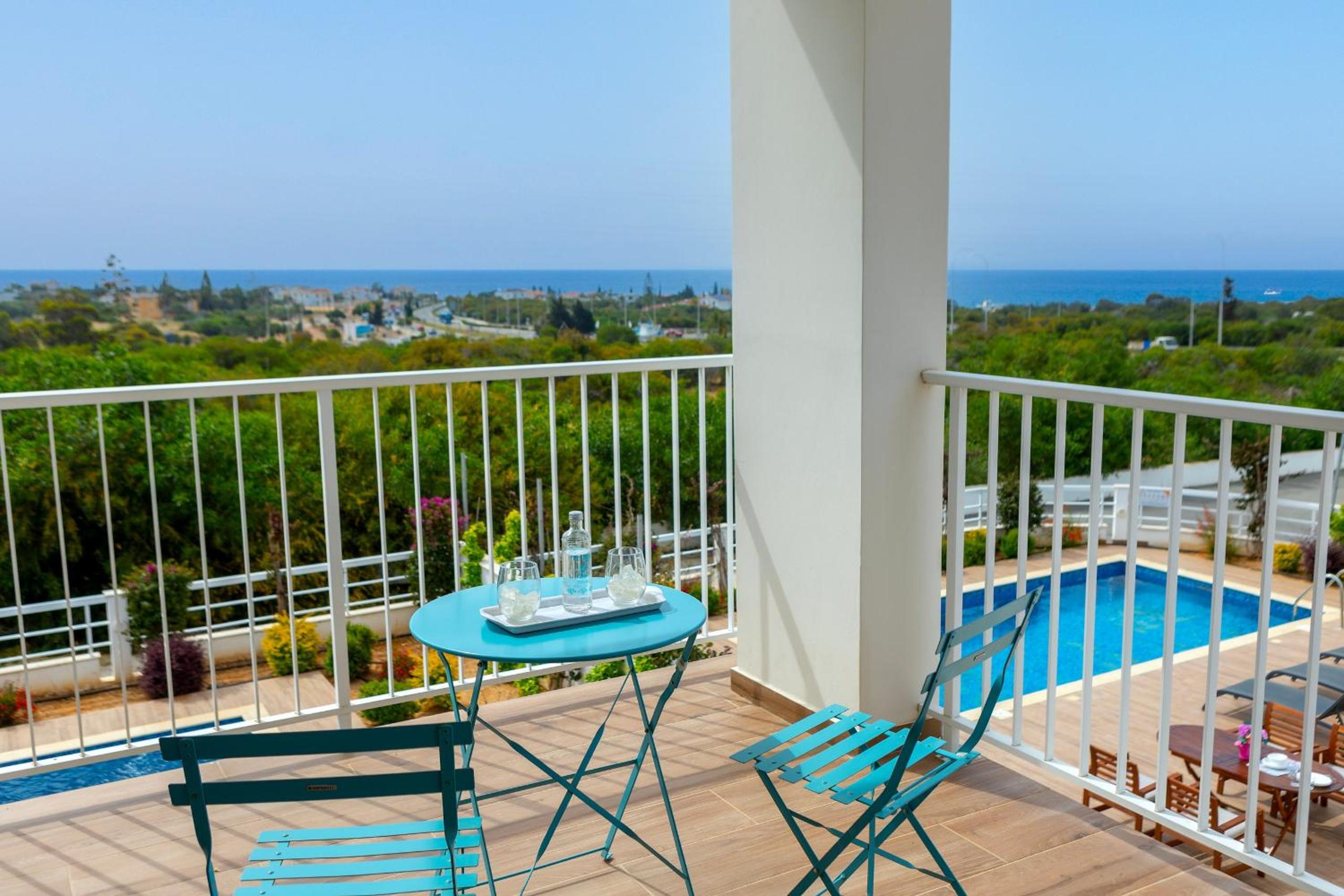 Hotel Napa Bay View Villa 4 - Image 1