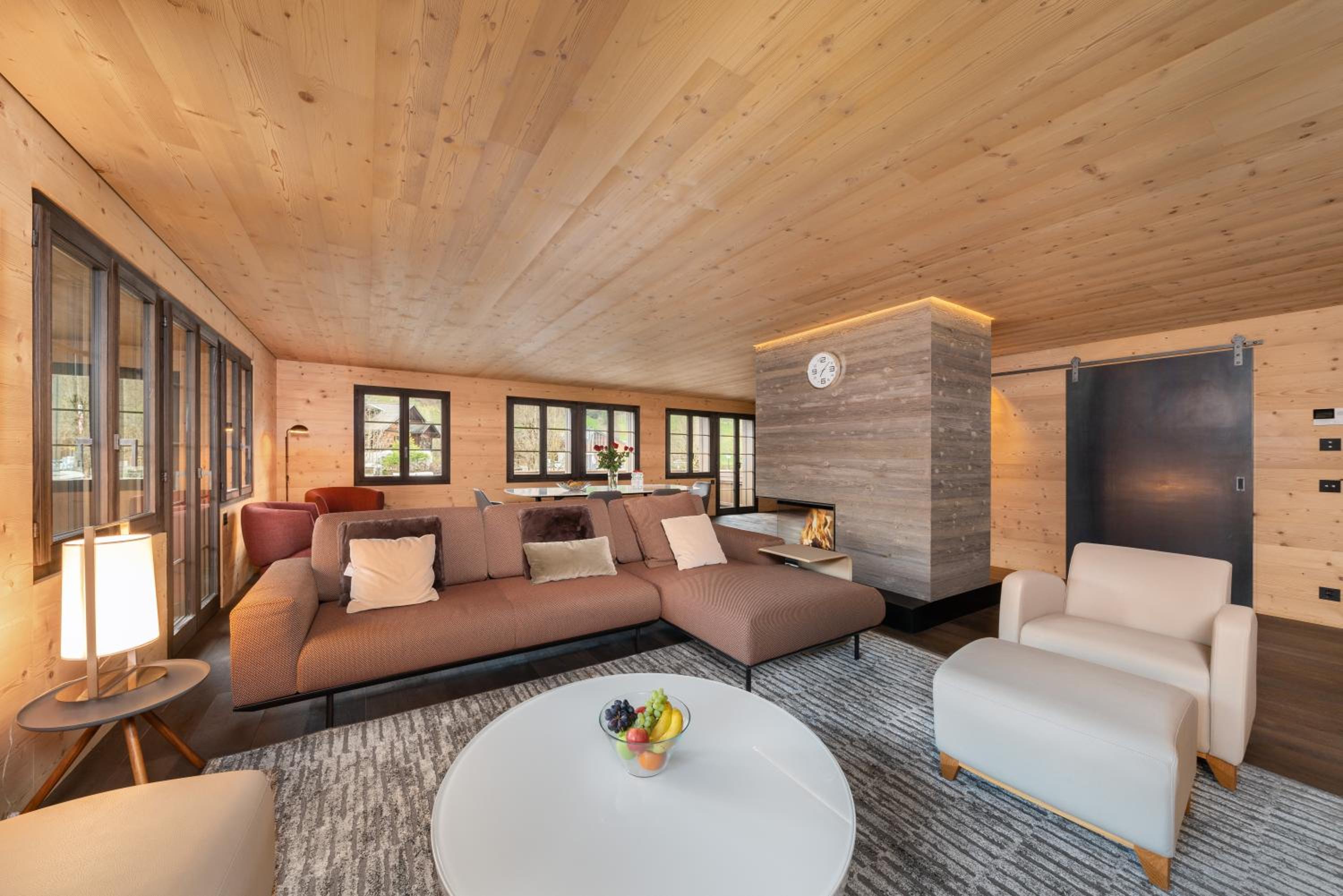 Swiss Hotel Apartments - Gstaad view 3