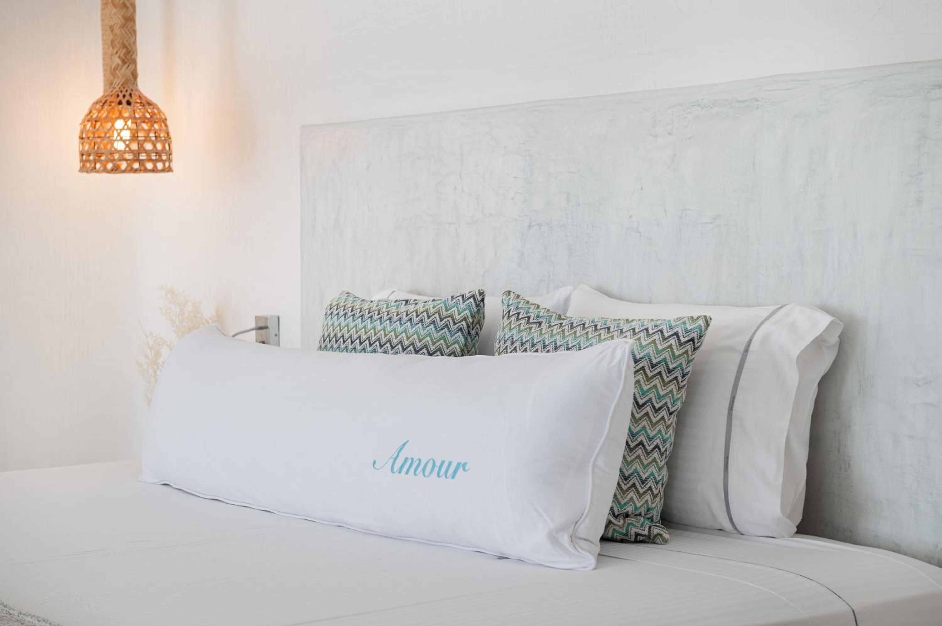 Oia Vacations - Maregio Suites - Property Image 181