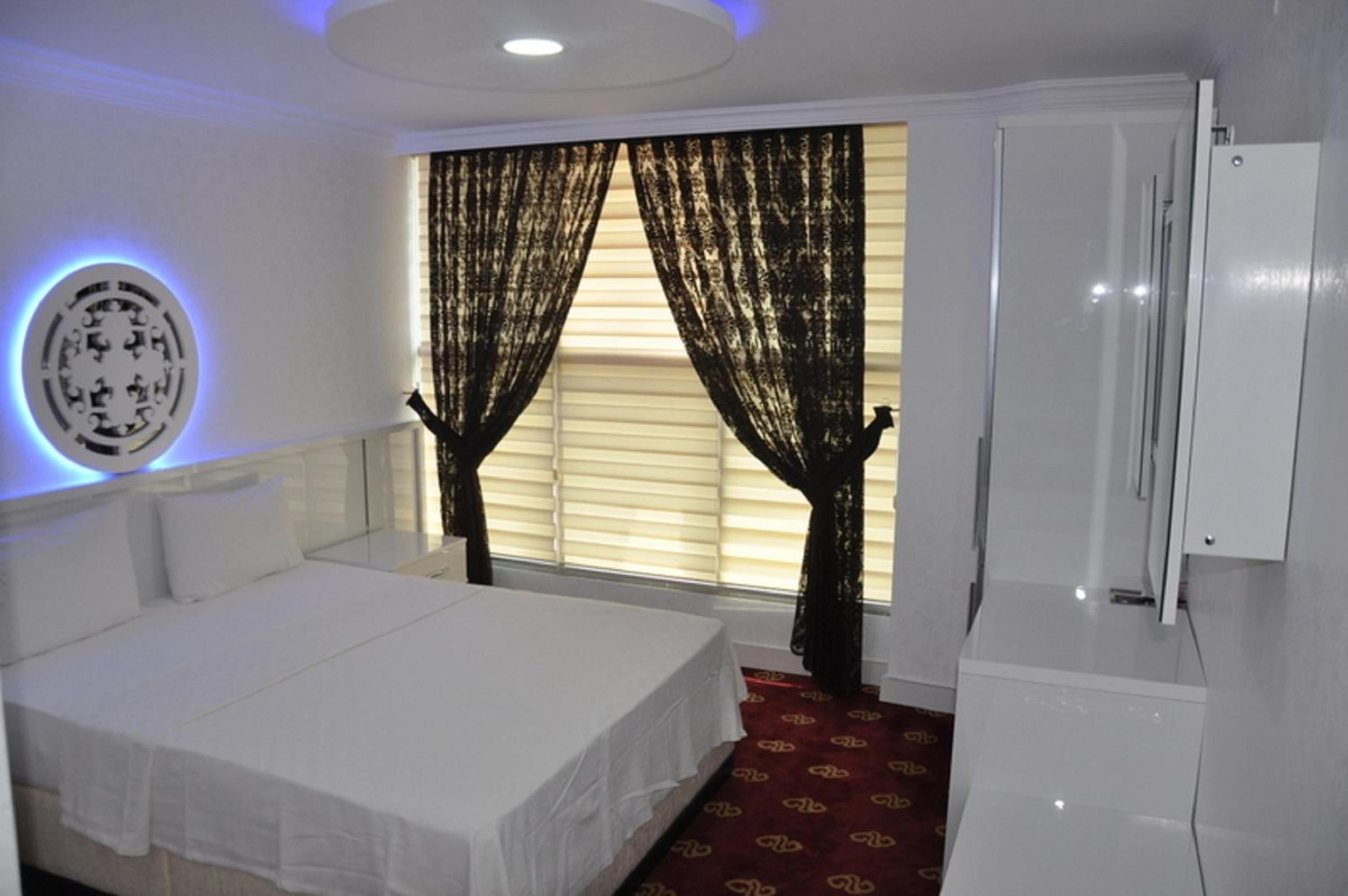 Kar Hotel - Image 9