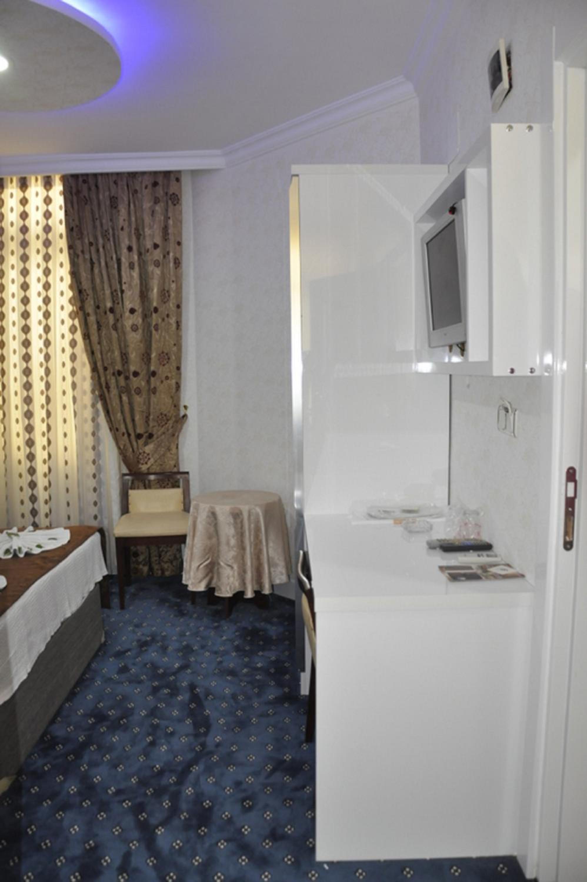 Kar Hotel - Image 10