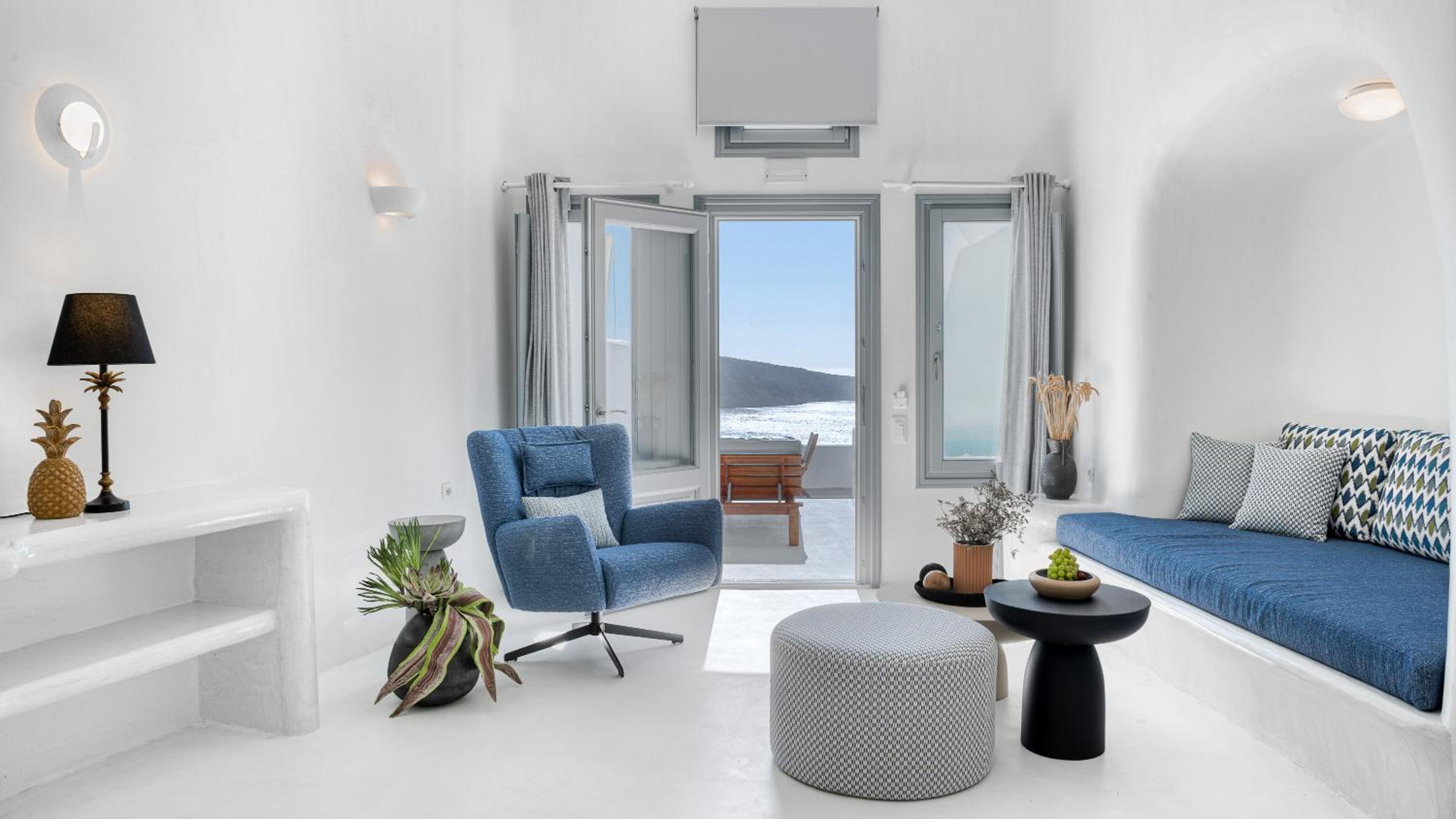 Oia Vacations - Maregio Suites - Property Image 192