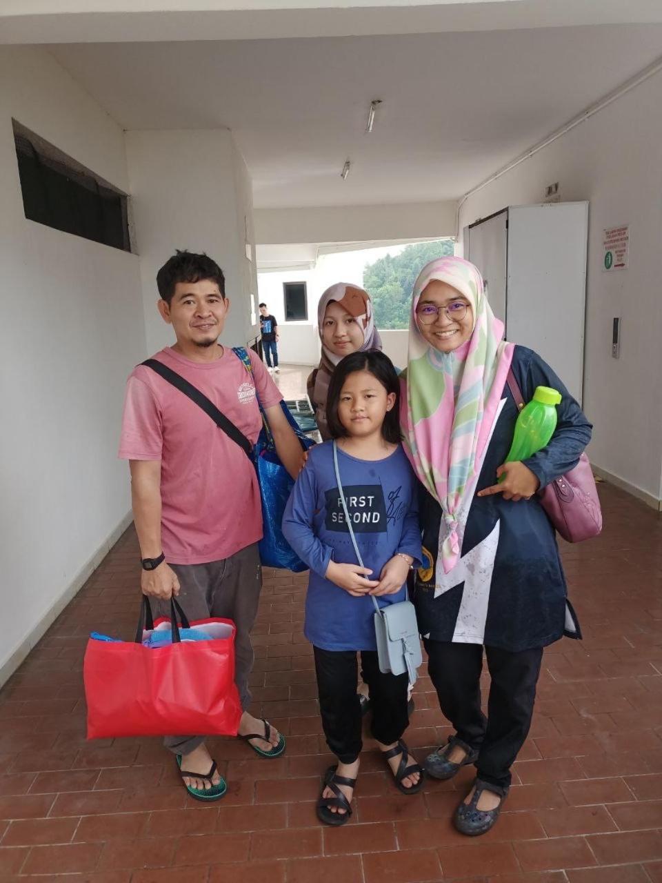 Cheap & Good at Sri Sayang Resort Batu Ferringhi photo 7
