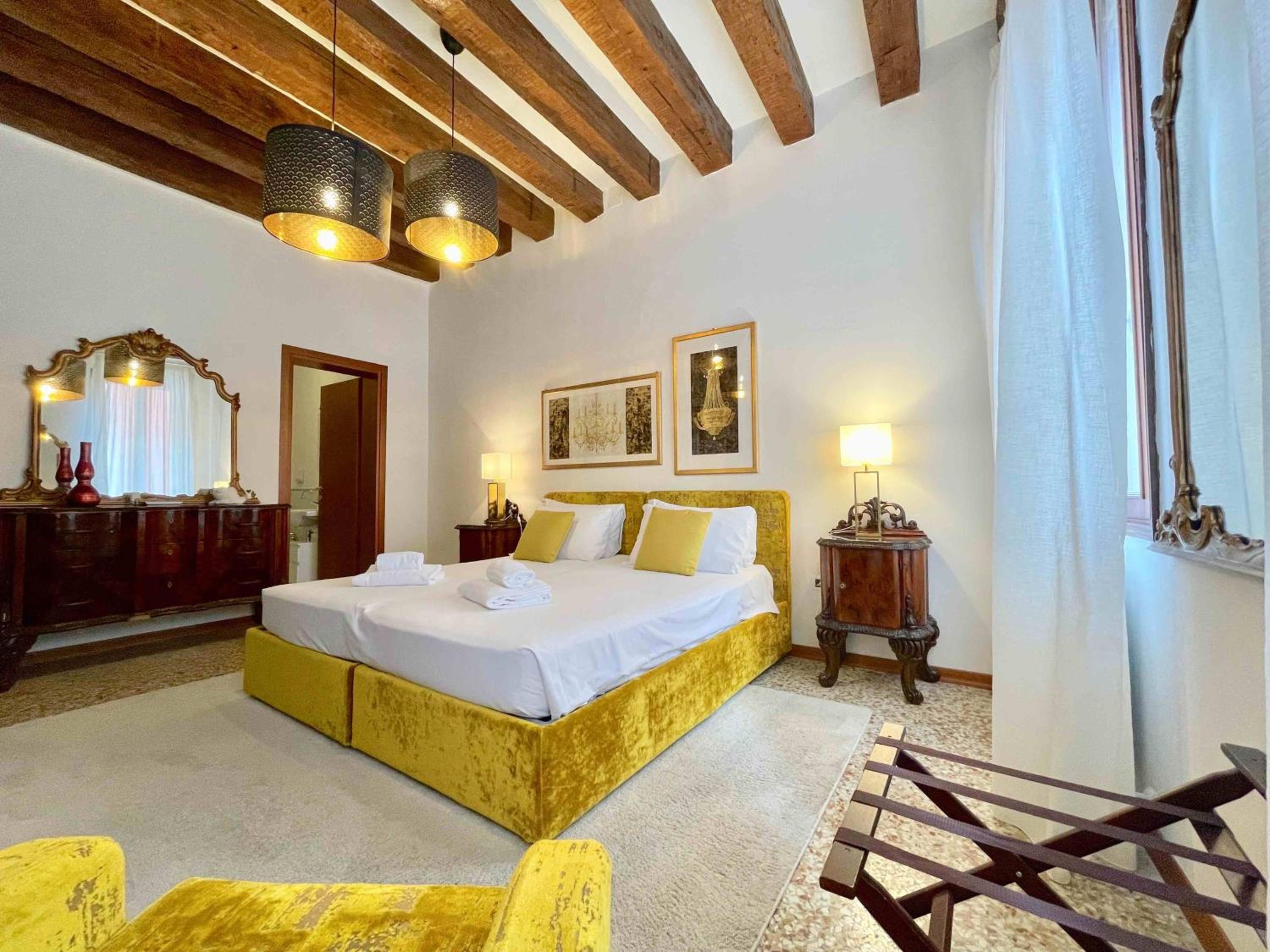 PALAZZO SAN SAMUELE - elegant apartment in San Marco