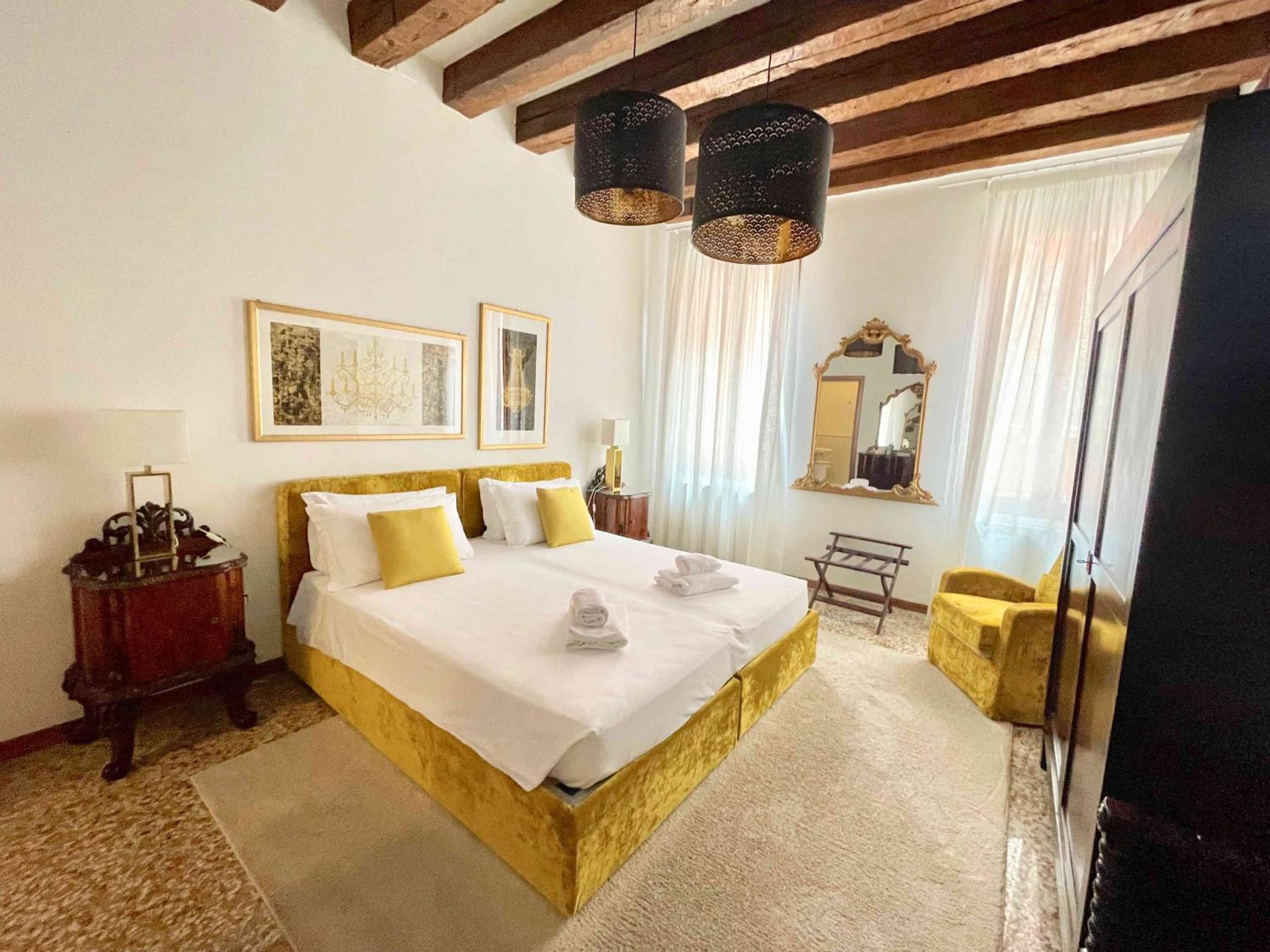 PALAZZO SAN SAMUELE - elegant apartment in San Marco