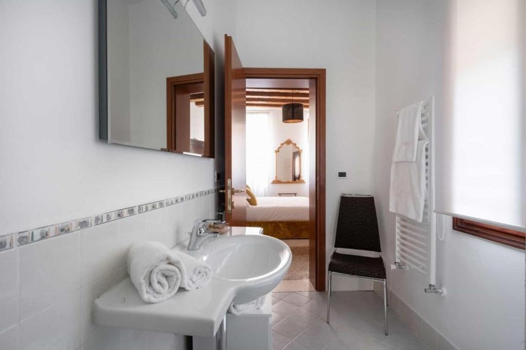 PALAZZO SAN SAMUELE - elegant apartment in San Marco