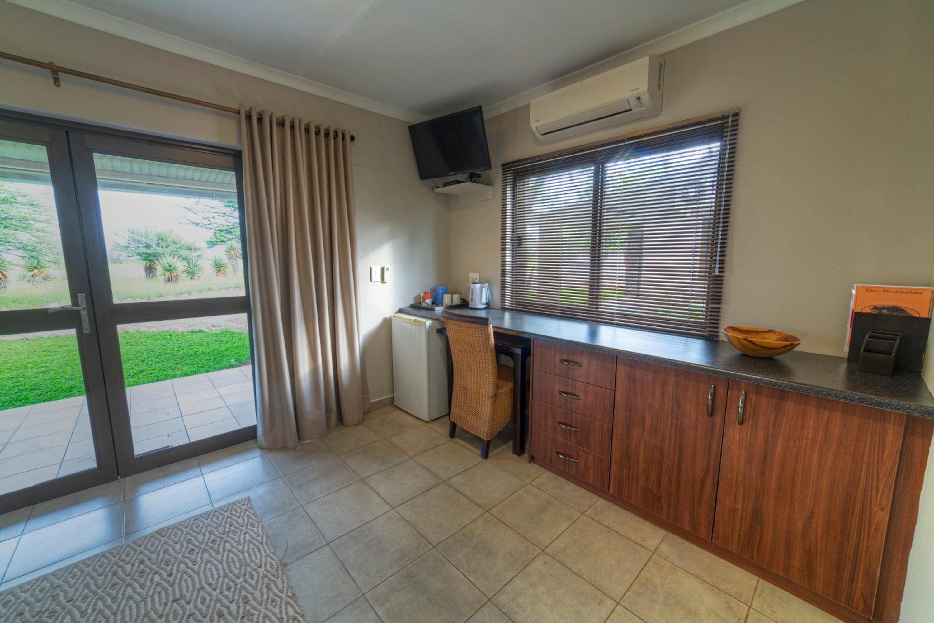 Khoi-Khoi Guesthouse