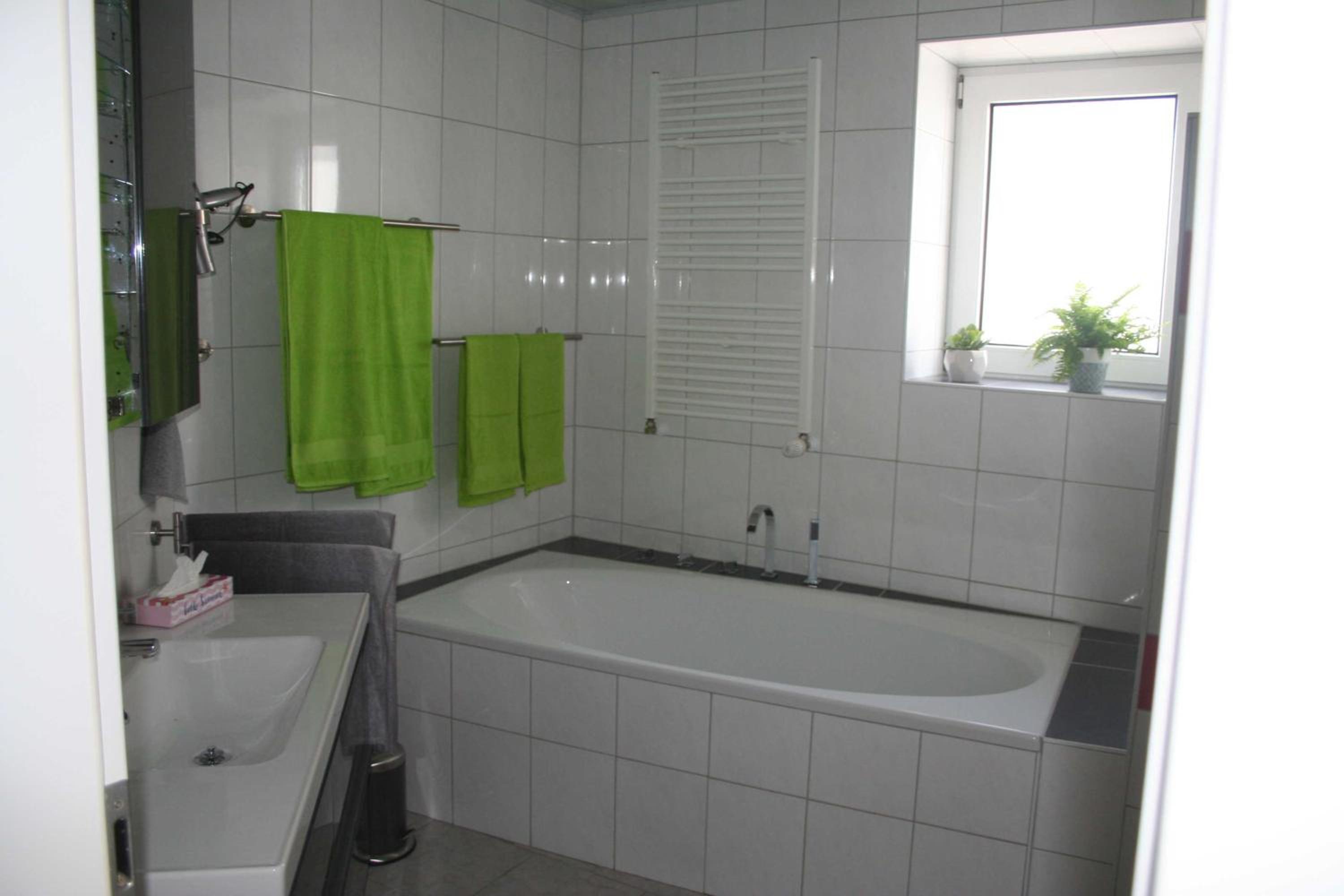 Photo 32