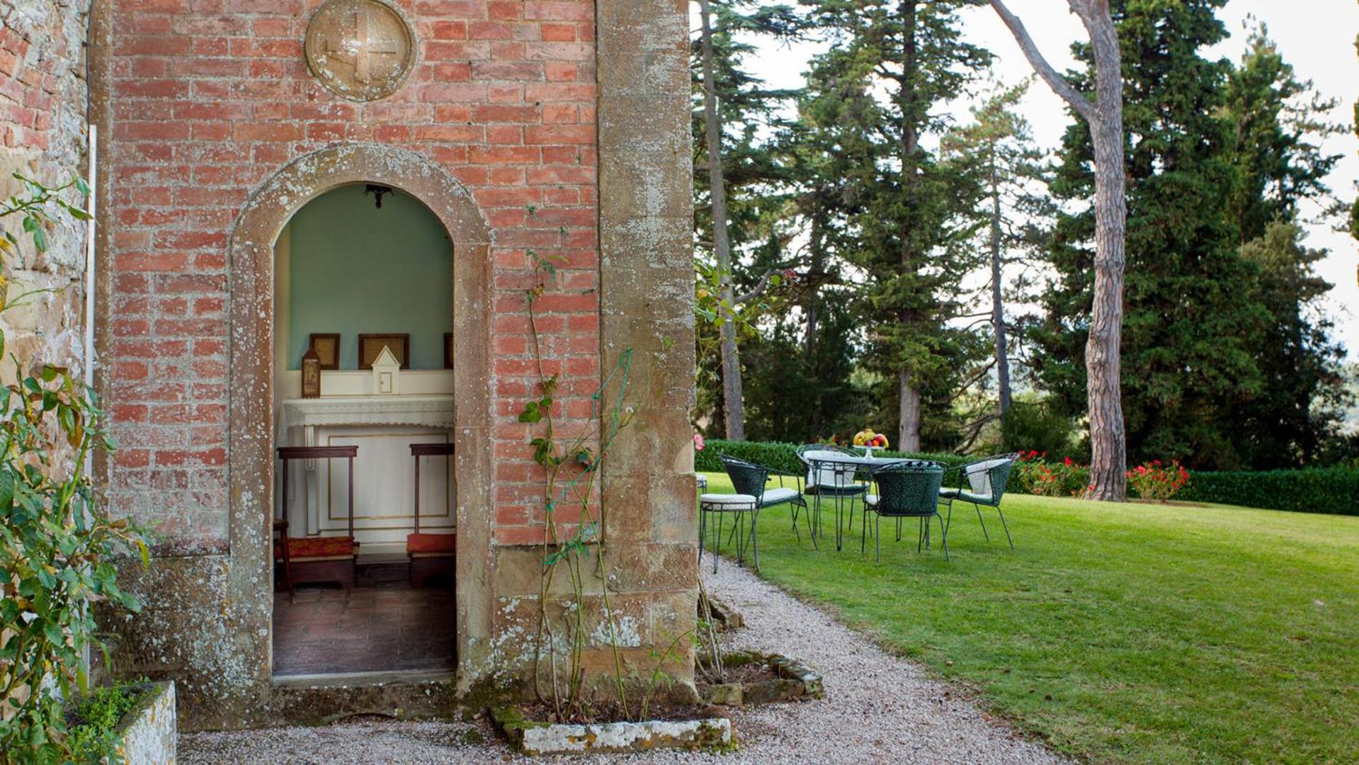 TORRE DI PACIANO 10&2, Emma Villas view 2