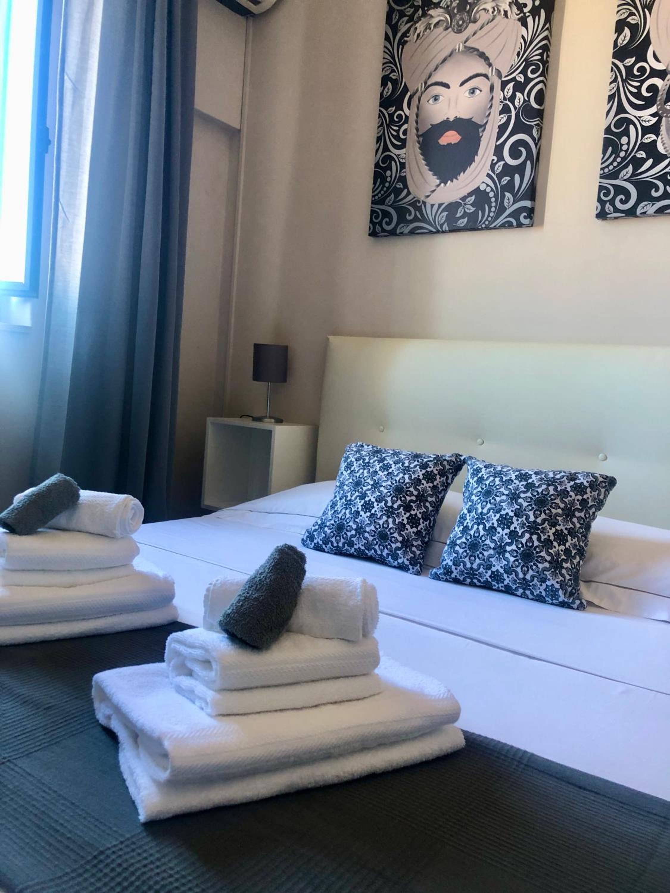 Taormina Center Private Apartments By Fragranza Di Sicilia photo 4