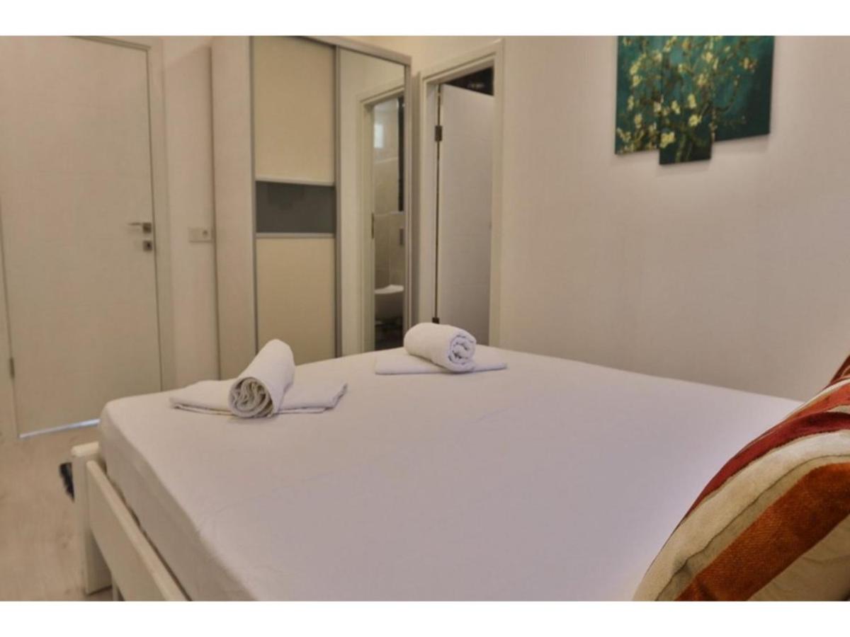 Villa Enis 2 bed villa and pool Breakast included view 5