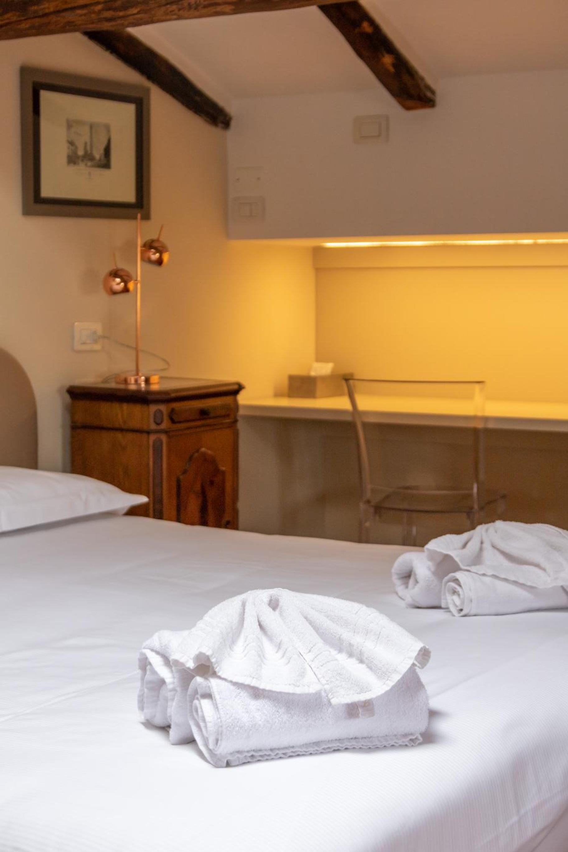 Casa Isolani Guest House Santo Stefano