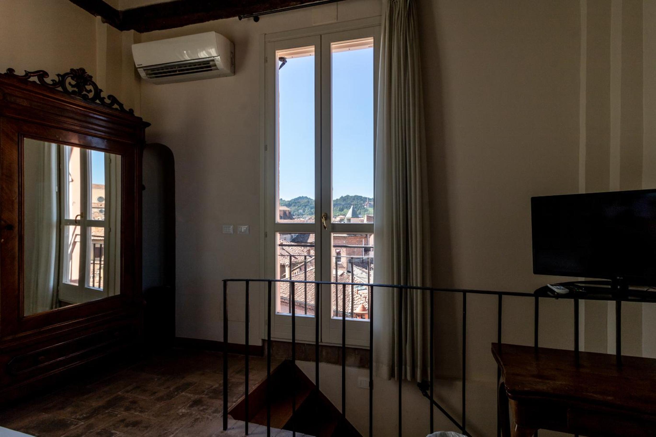 Casa Isolani Guest House Santo Stefano