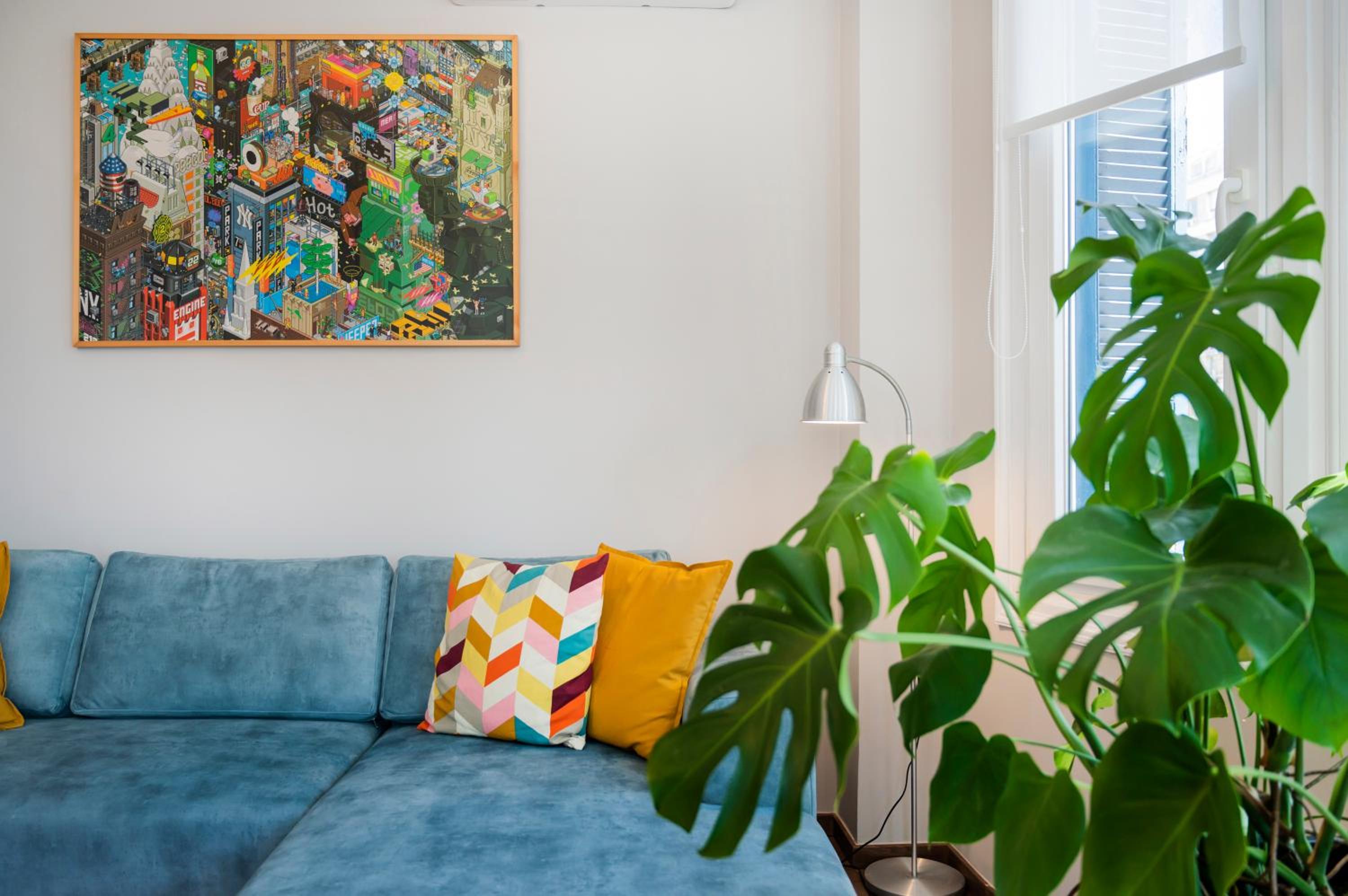 Fandango by halu!, Gorgeous Neoclassical Apartment next to Metro station