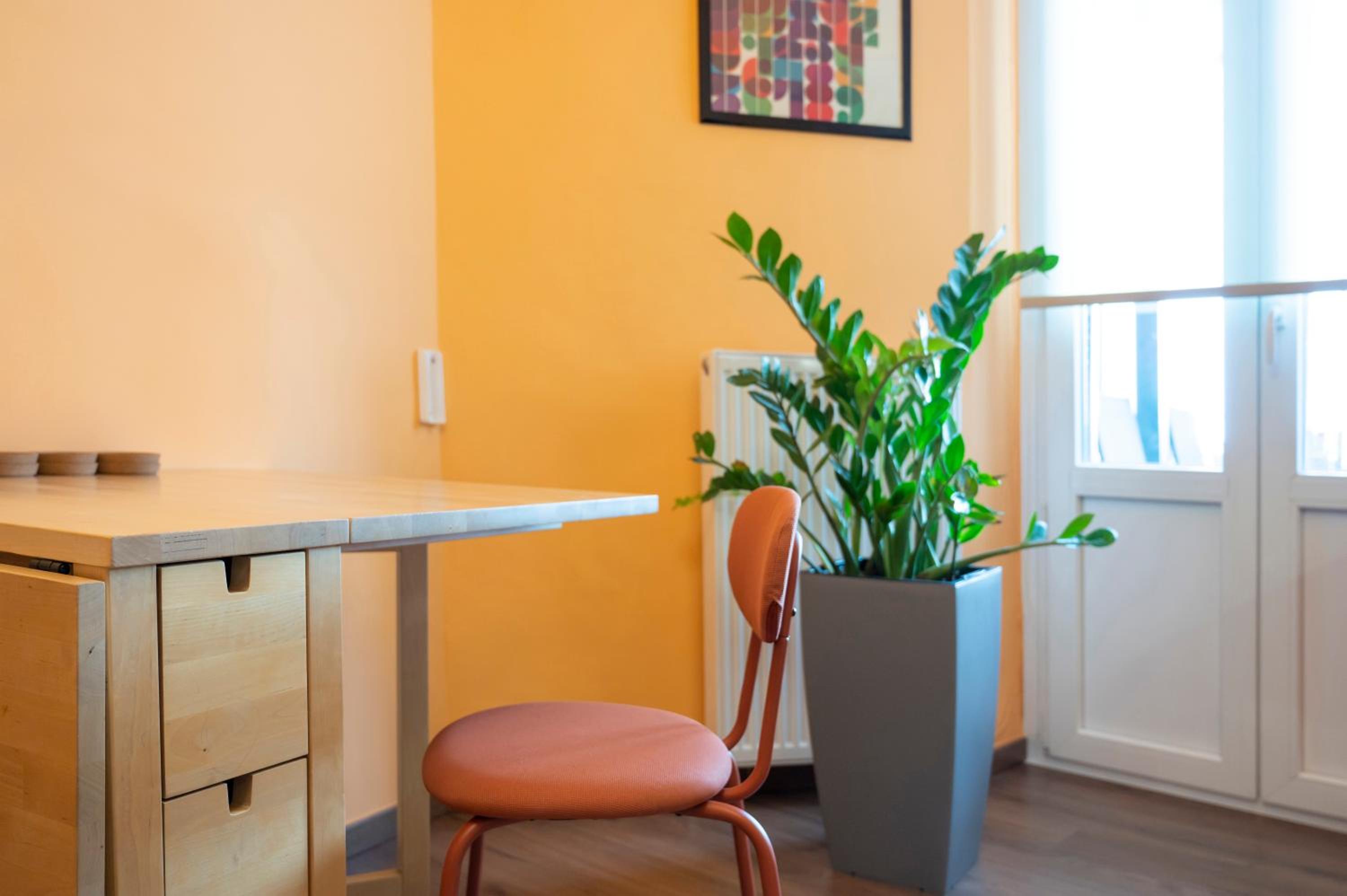 Fandango by halu!, Gorgeous Neoclassical Apartment next to Metro station