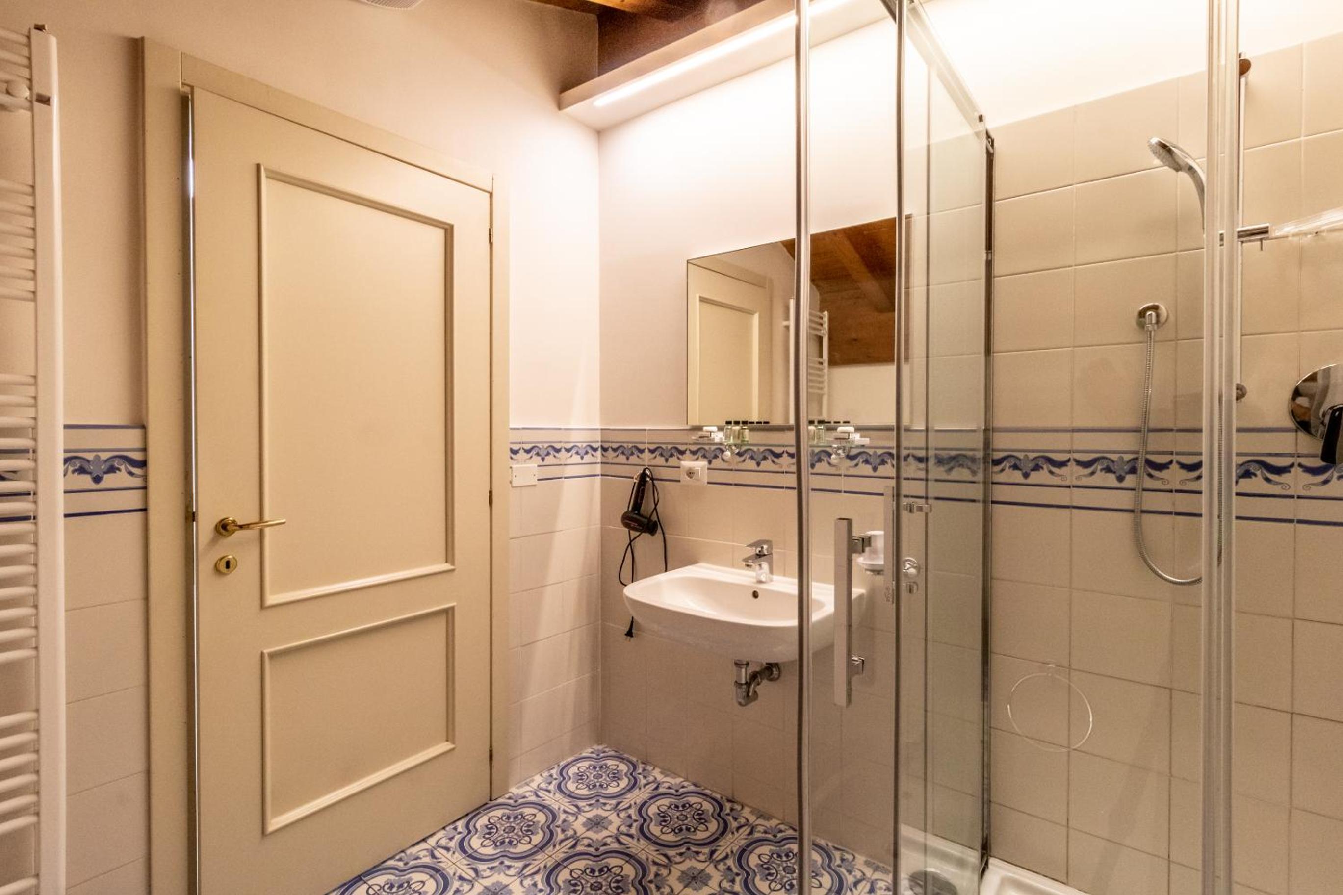 Casa Isolani Guest House Santo Stefano