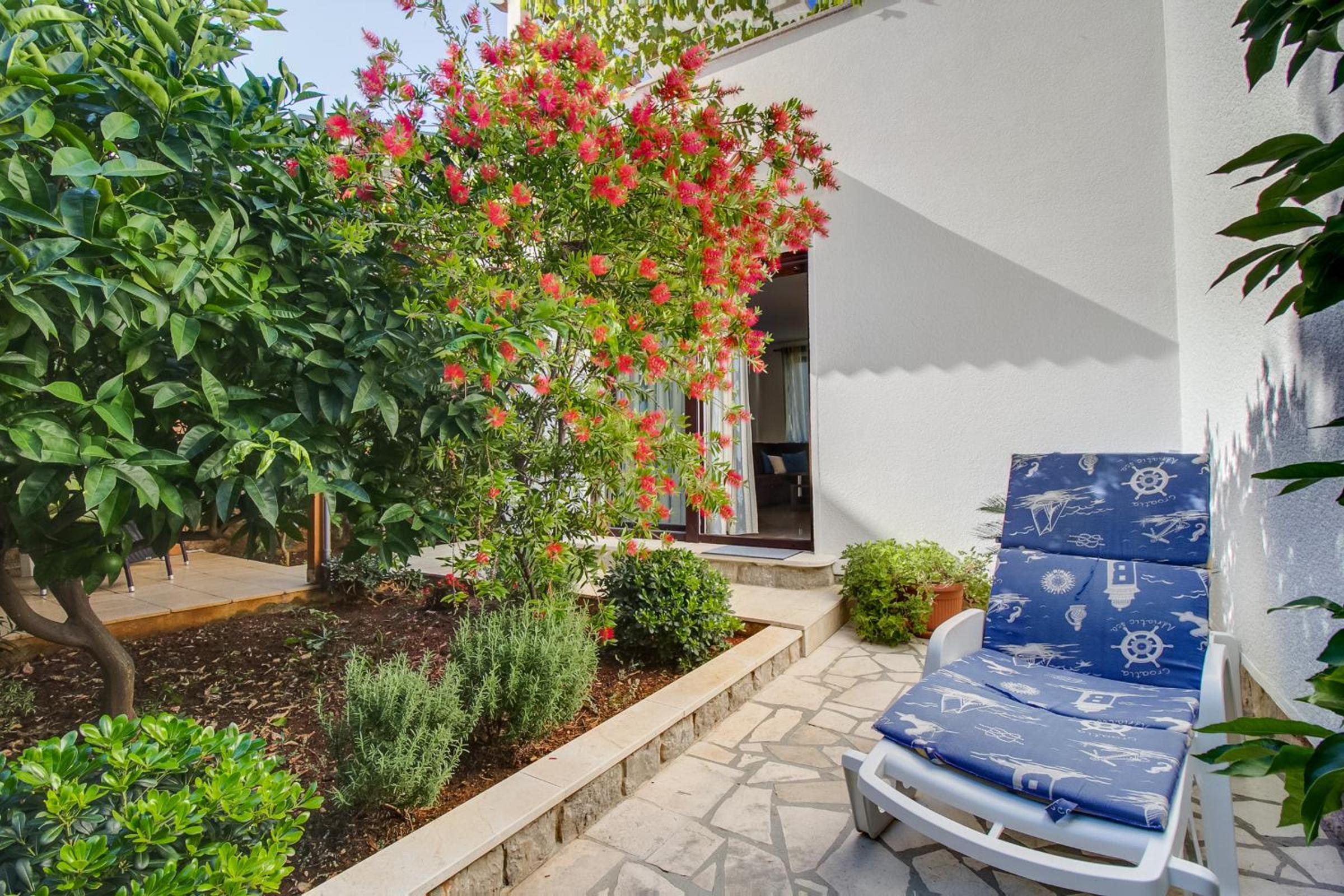 Apartman Mirjana 1 view 4