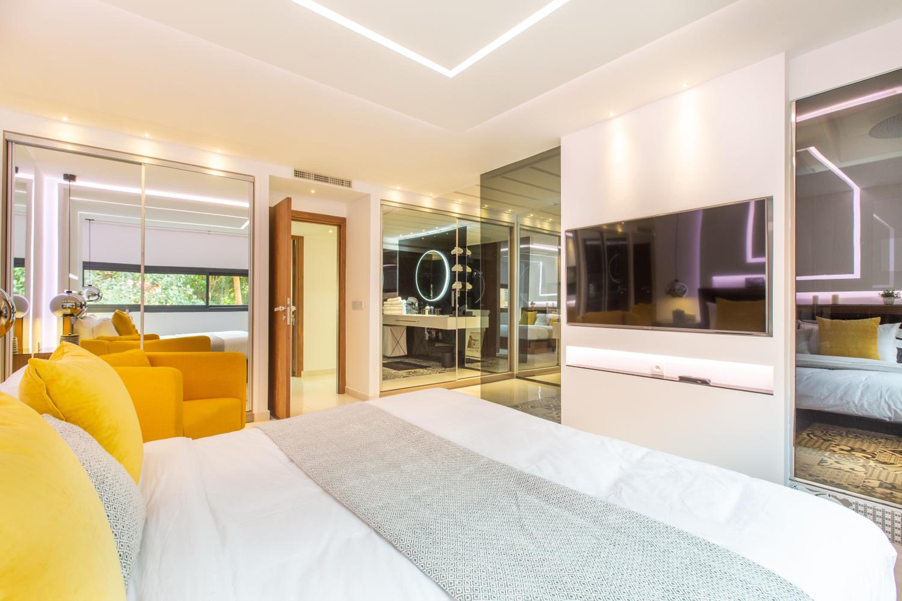 hotel room