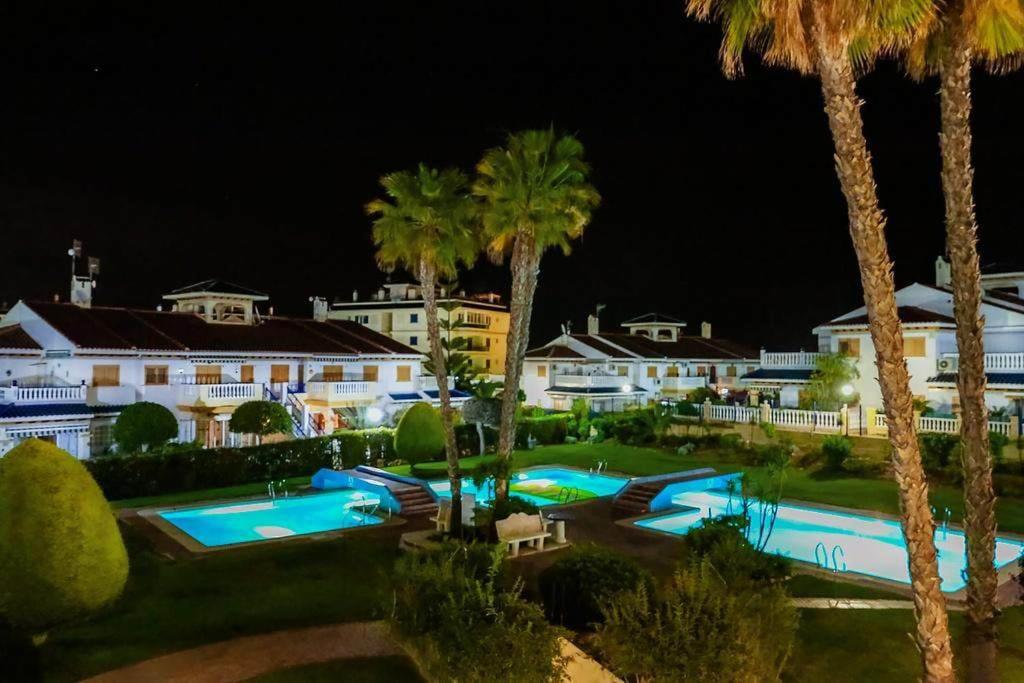 Bungalow con terraza La Mata