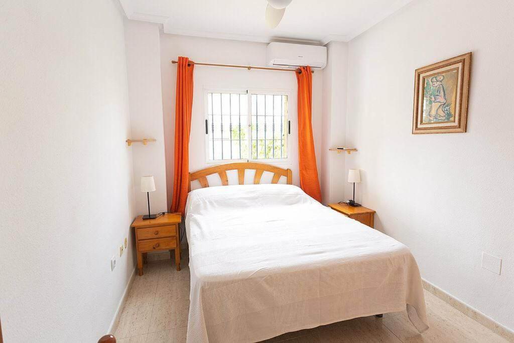 Bungalow con terraza La Mata