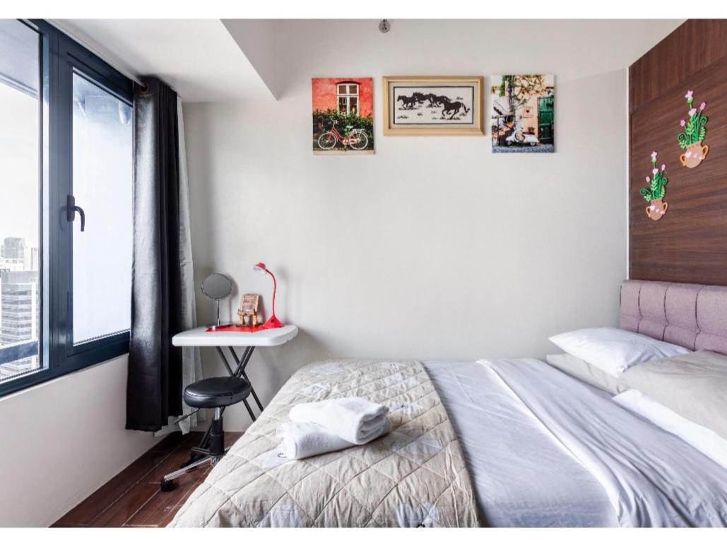 Marivic's Place at Air Residences Makati view 5