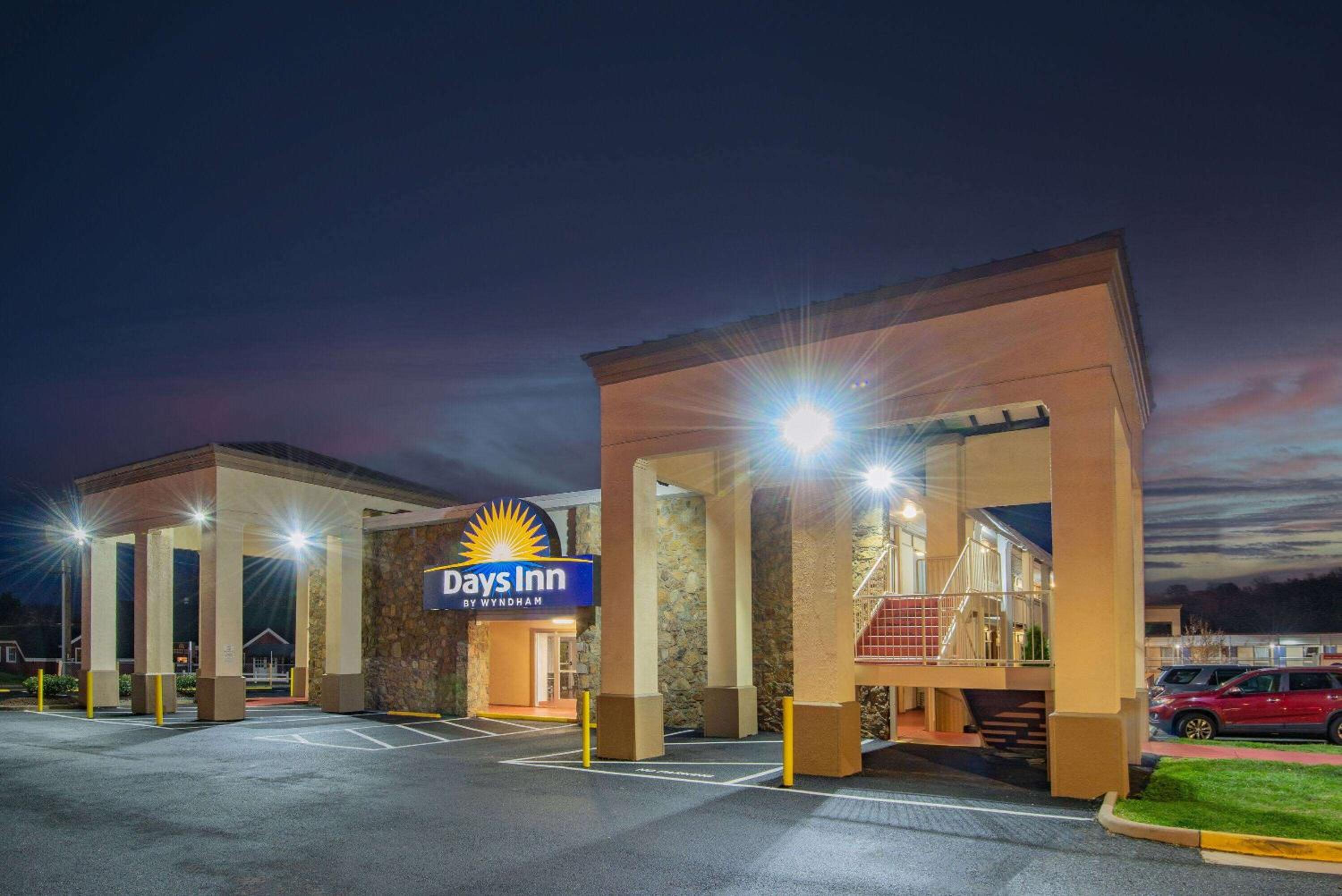 Days Inn by Wyndham Charlottesville/University Area view 4