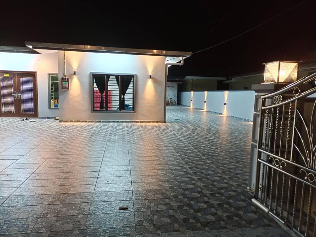 Pantai Dickson Stay 3838 with Private Pool photo 1