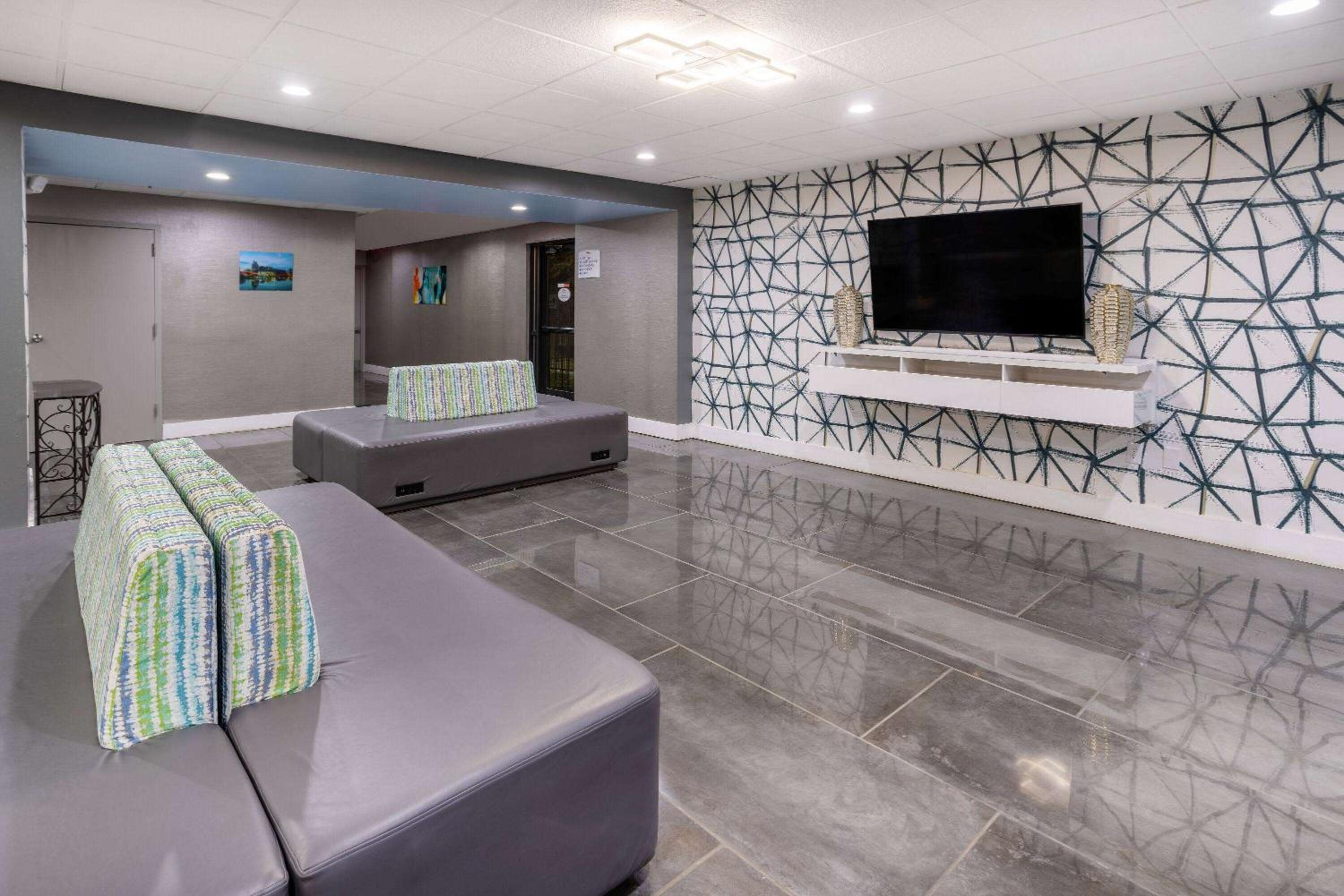Baymont by Wyndham LaVergne - Property Image 25