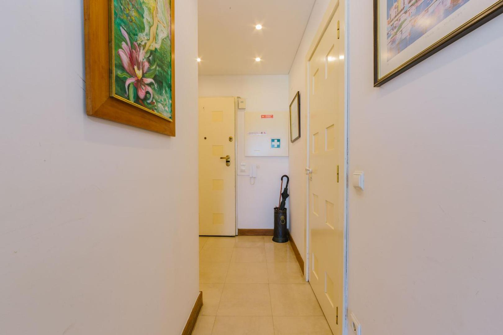 Rent4Rest Estoril Beachfront Apartments