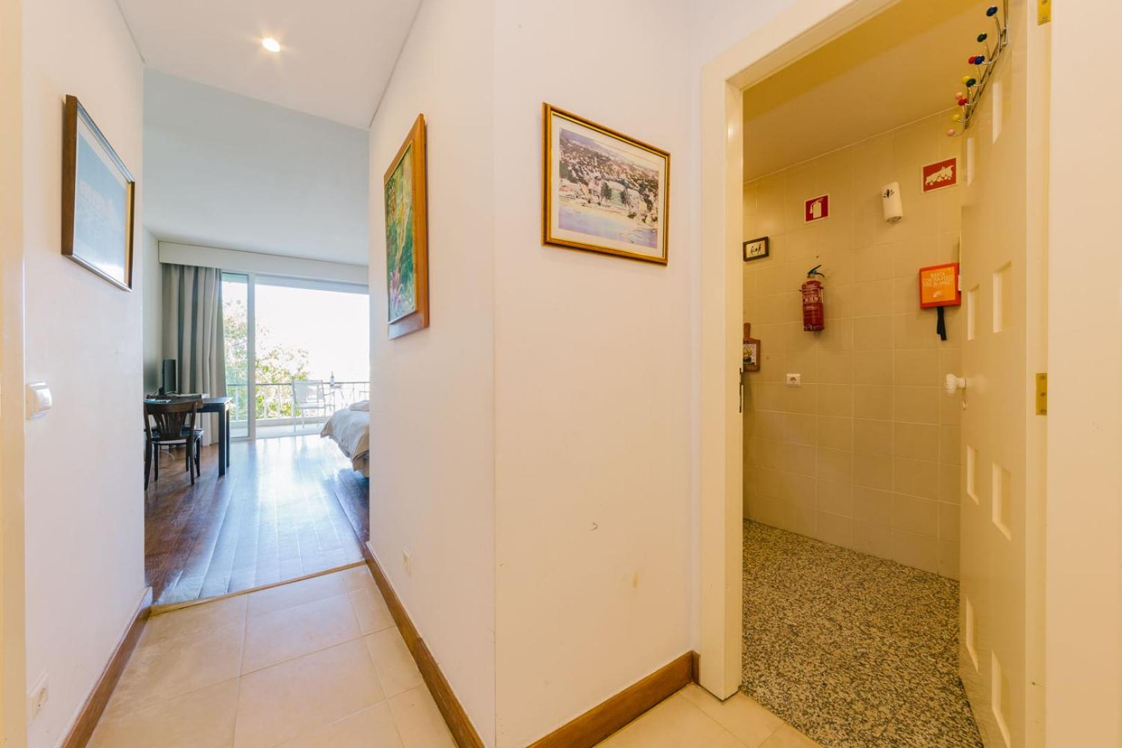 Rent4Rest Estoril Beachfront Apartments
