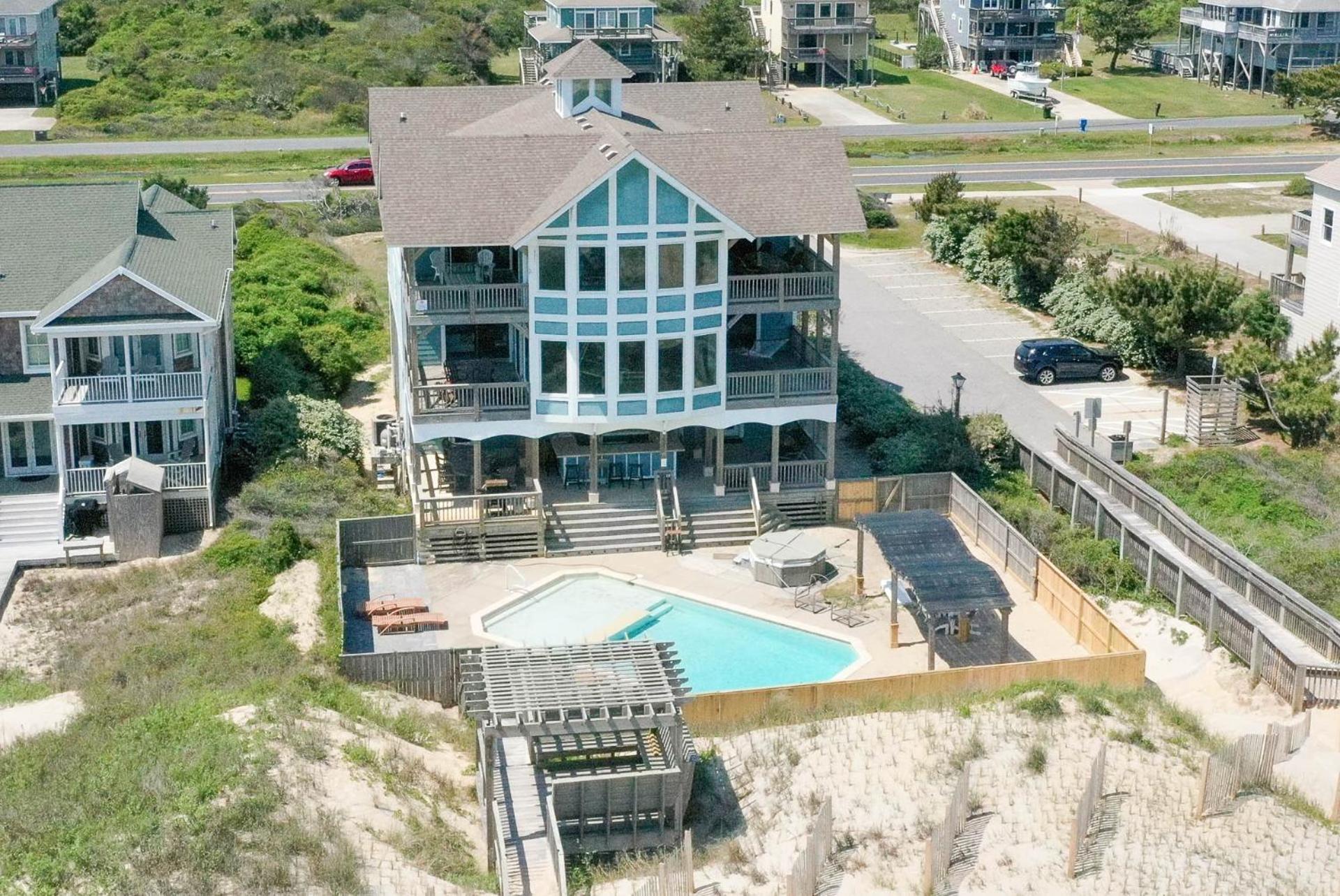 Outside-In - S Nags Head MP 18.5, Luxury Oceanfront, Elevator, Pool, Cabana, Home Theatre, Pets OK