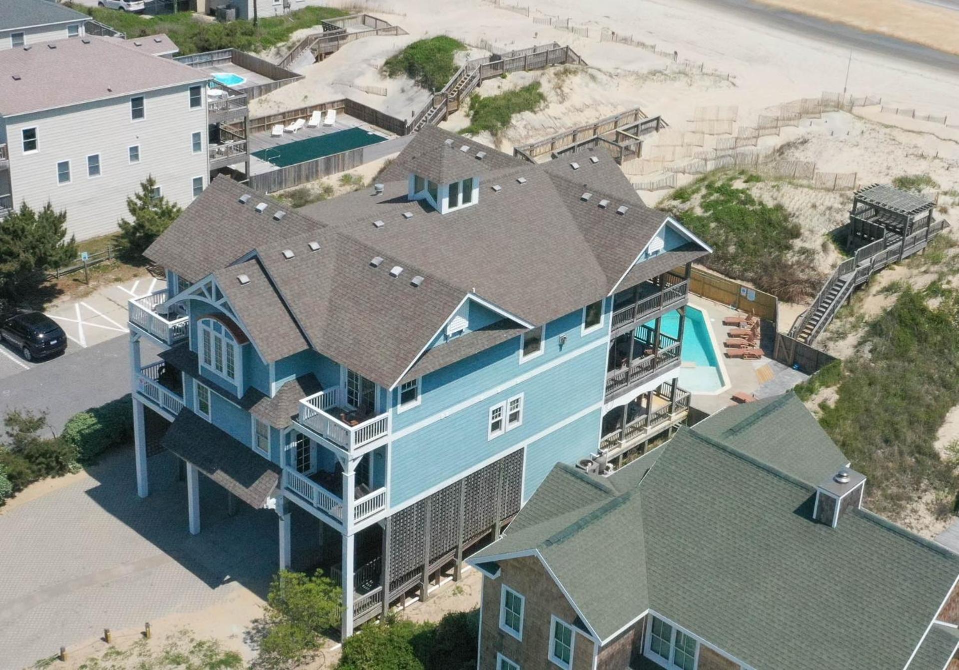 Outside-In - S Nags Head MP 18.5, Luxury Oceanfront, Elevator, Pool, Cabana, Home Theatre, Pets OK
