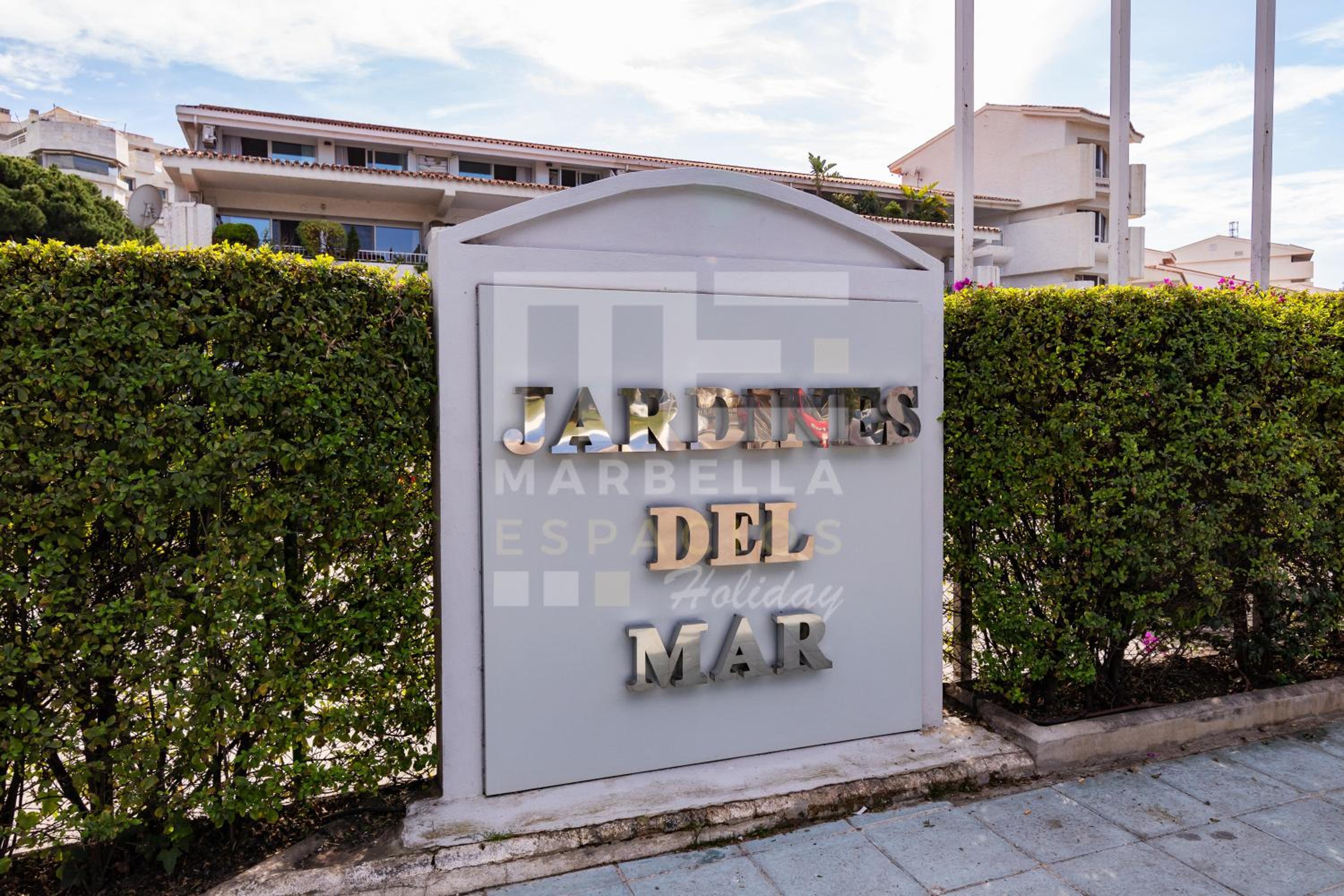 Roy Boston Marbella by Florentia Homes