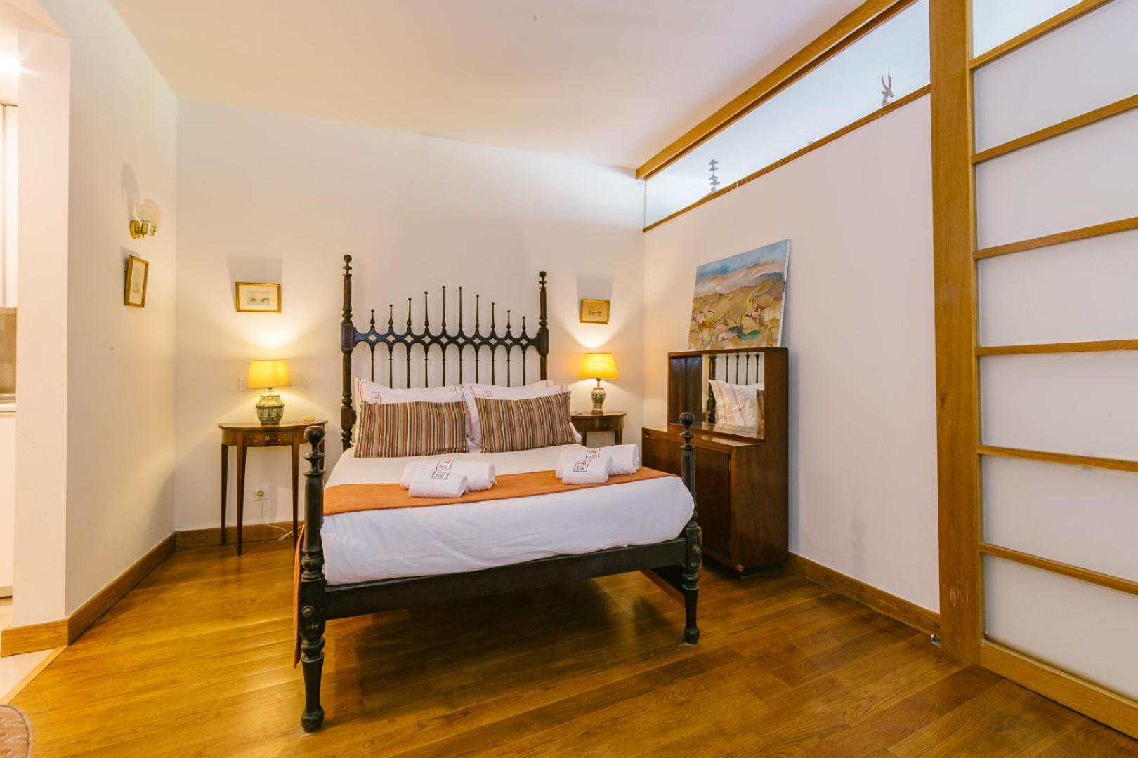 Rent4Rest Estoril Beachfront Apartments
