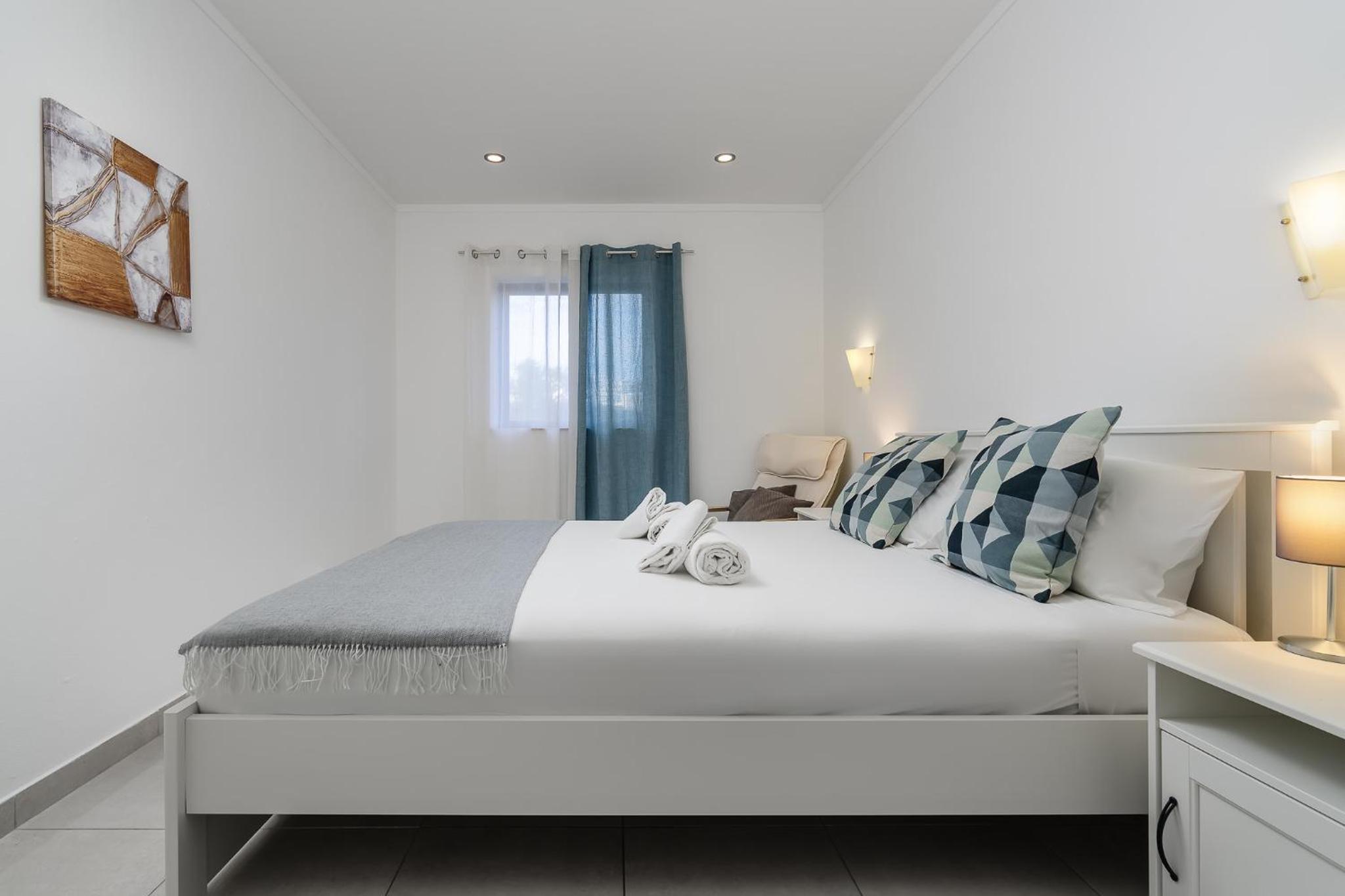 Wonderful Praia da Rocha Flat by LovelyStay view 2