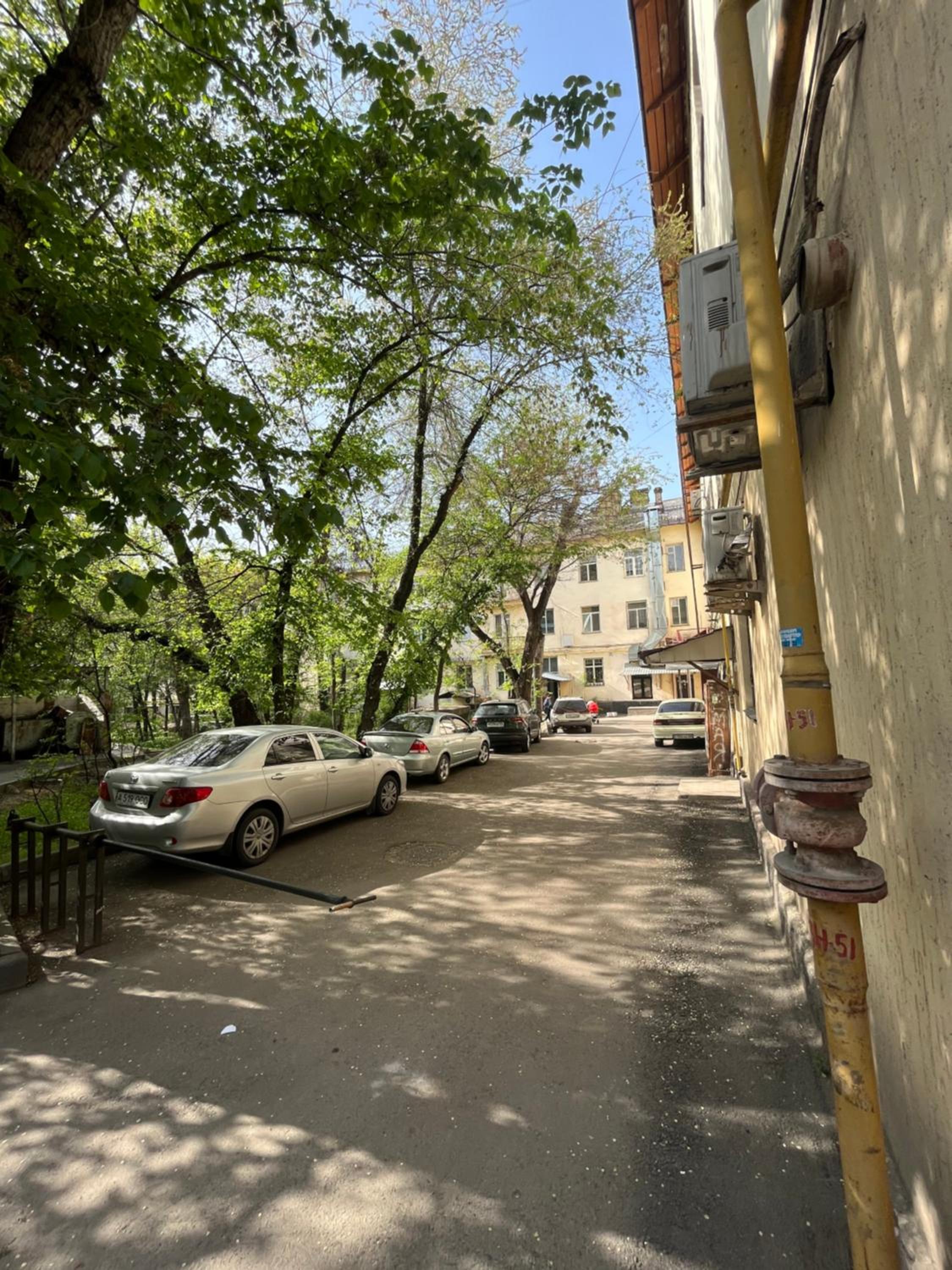 Двухкомнатная евро двушка в самом центре Алматы, 10 минут ходьбы до Арбата #23 view 2