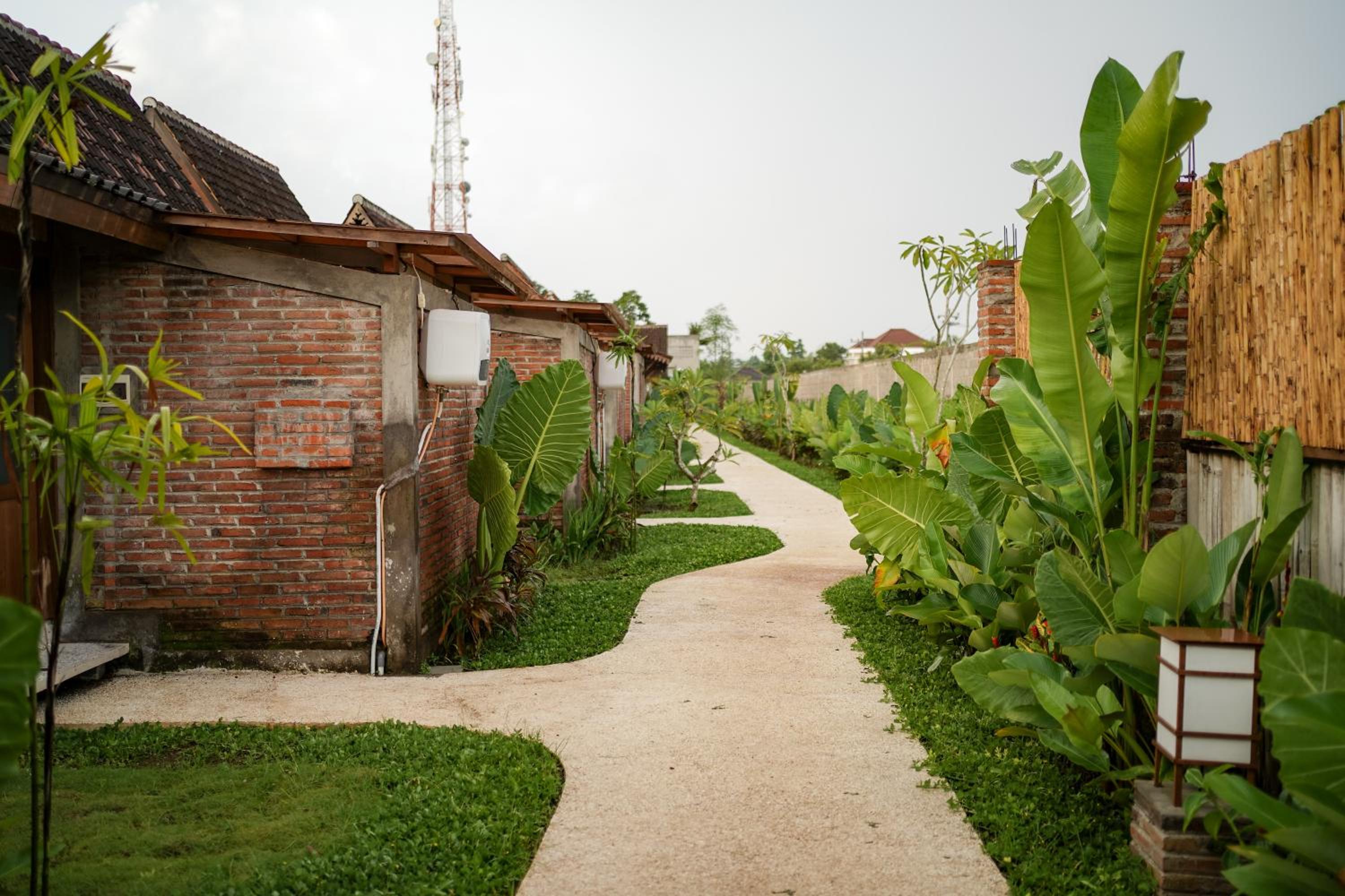 Ijen Estate Resort And Villa view 3