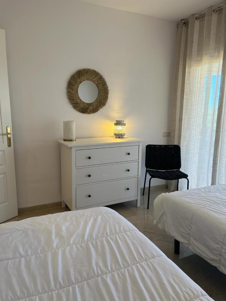 Marbella Vacations - New refurnished Apartment Elviria Hills Marbella - Property Image 4