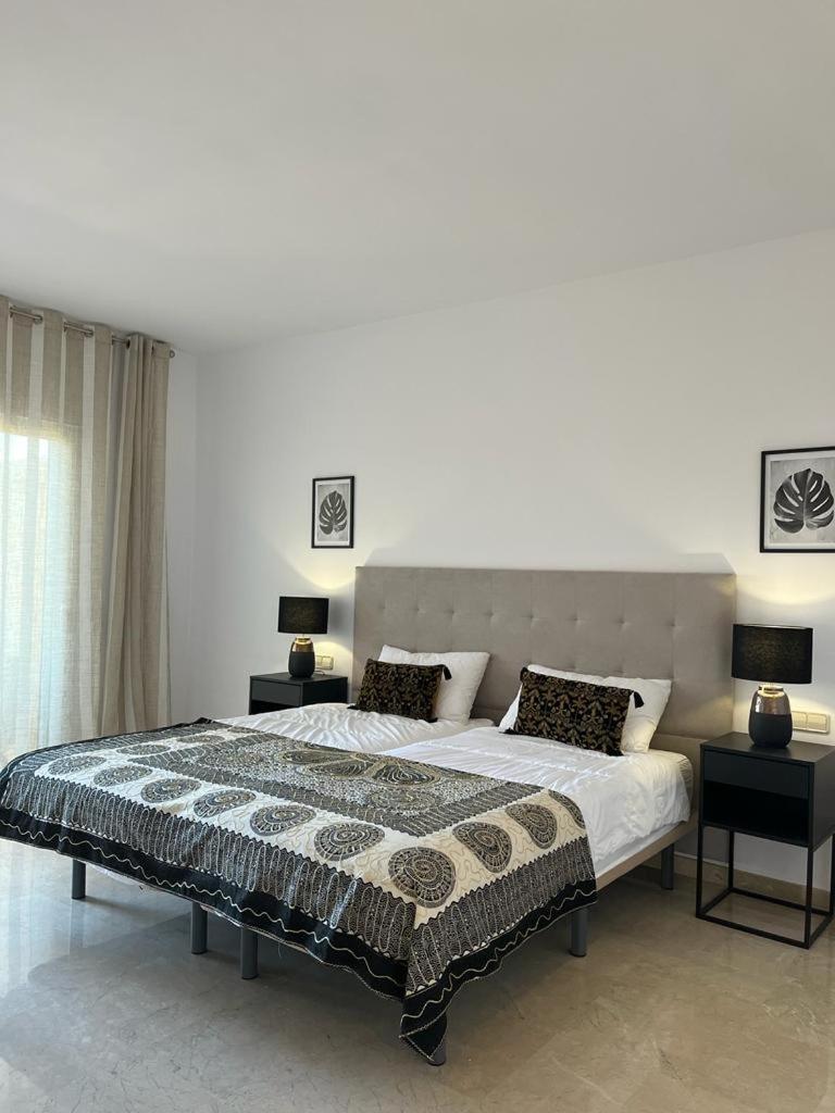 Marbella Vacations - New refurnished Apartment Elviria Hills Marbella - Property Image 40